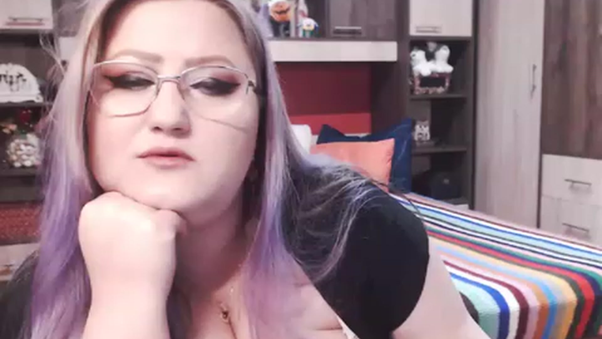 Gallery image thumbnail from XShyTeaseX's myfreecams stream on, 02/28/2023, 10:49 image 1 of 20