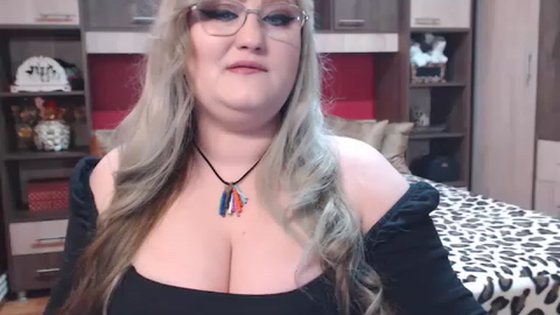Gallery image thumbnail from XShyTeaseX's myfreecams stream on, 03/09/2023, 10:21 image 3 of 20
