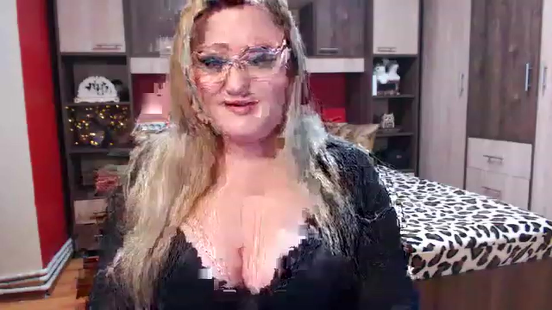 Gallery image thumbnail from XShyTeaseX's myfreecams stream on, 03/28/2023, 09:35 image 18 of 20