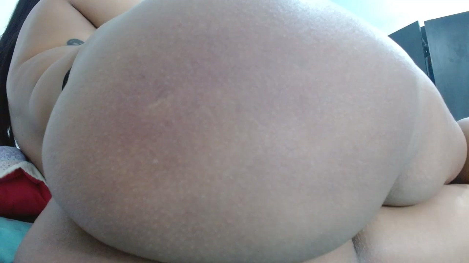 Gallery image thumbnail from XSofiaXXX's myfreecams stream on, 05/07/2026, 05:34 image 15 of 20