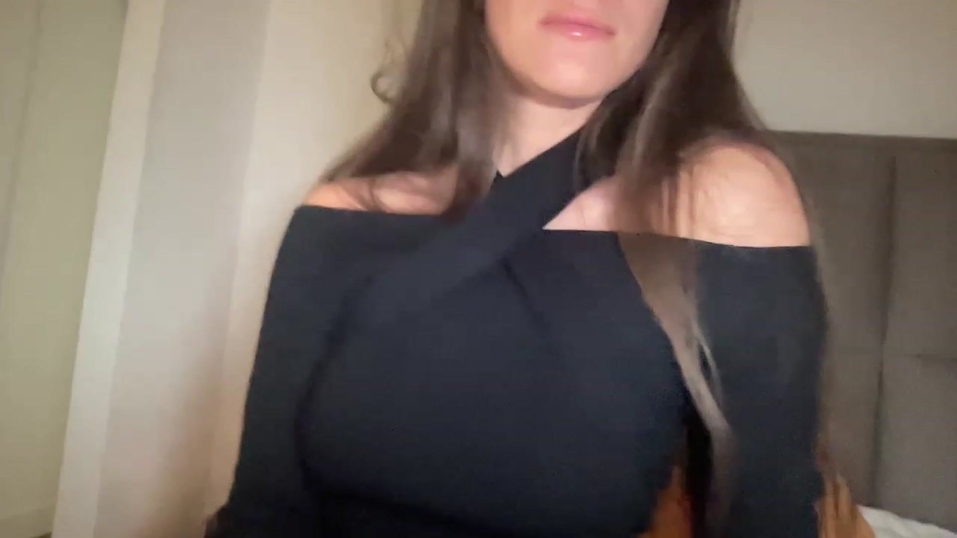 Gallery image thumbnail from XViciousLoveX's myfreecams stream on, 02/24/2023, 20:57 image 9 of 20