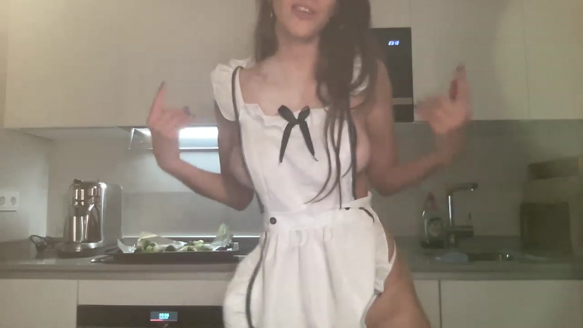 Gallery image thumbnail from XViciousLoveX's myfreecams stream on, 03/30/2023, 22:29 image 16 of 20