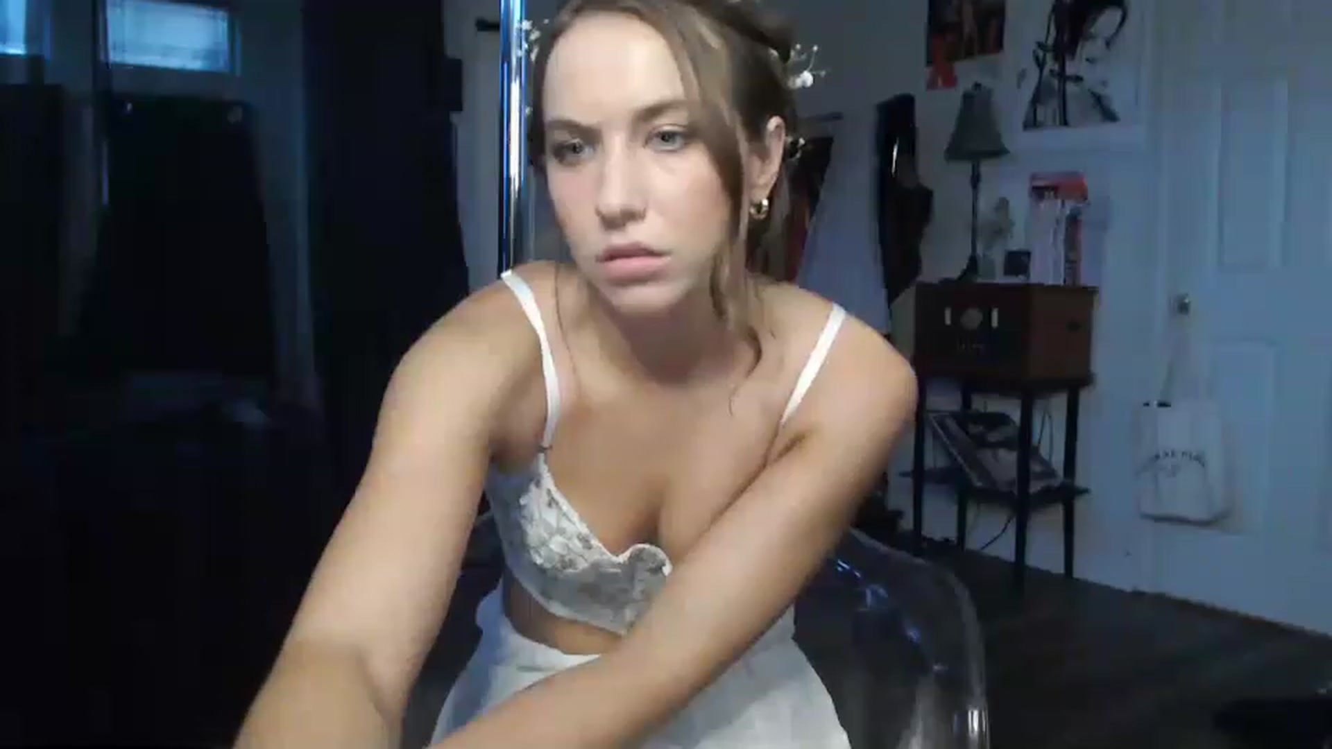 Gallery image thumbnail from XXViolett's myfreecams stream on, 01/03/2023, 21:58 image 4 of 20
