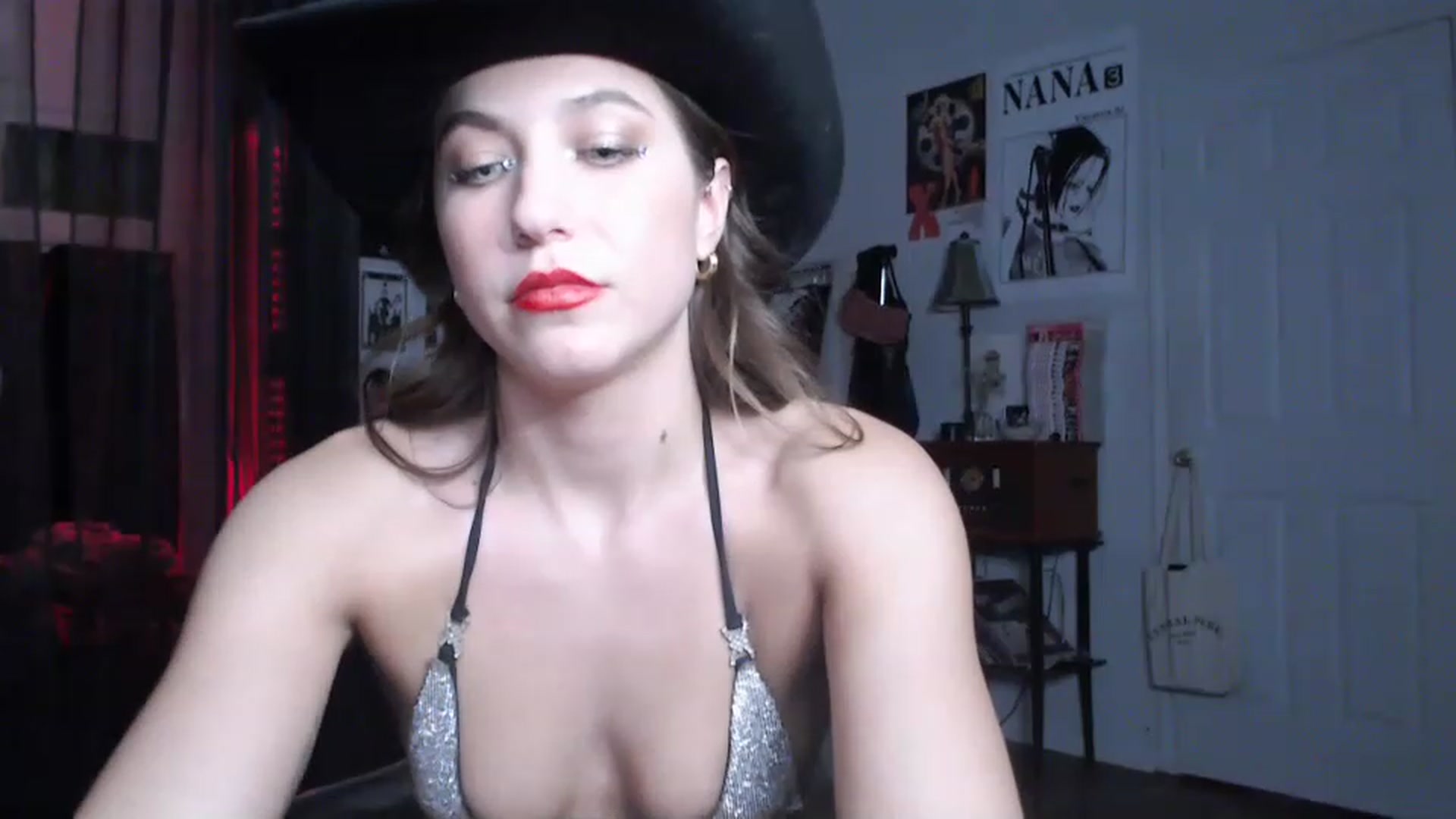 Gallery image thumbnail from XXViolett's myfreecams stream on, 01/15/2023, 23:41 image 11 of 20