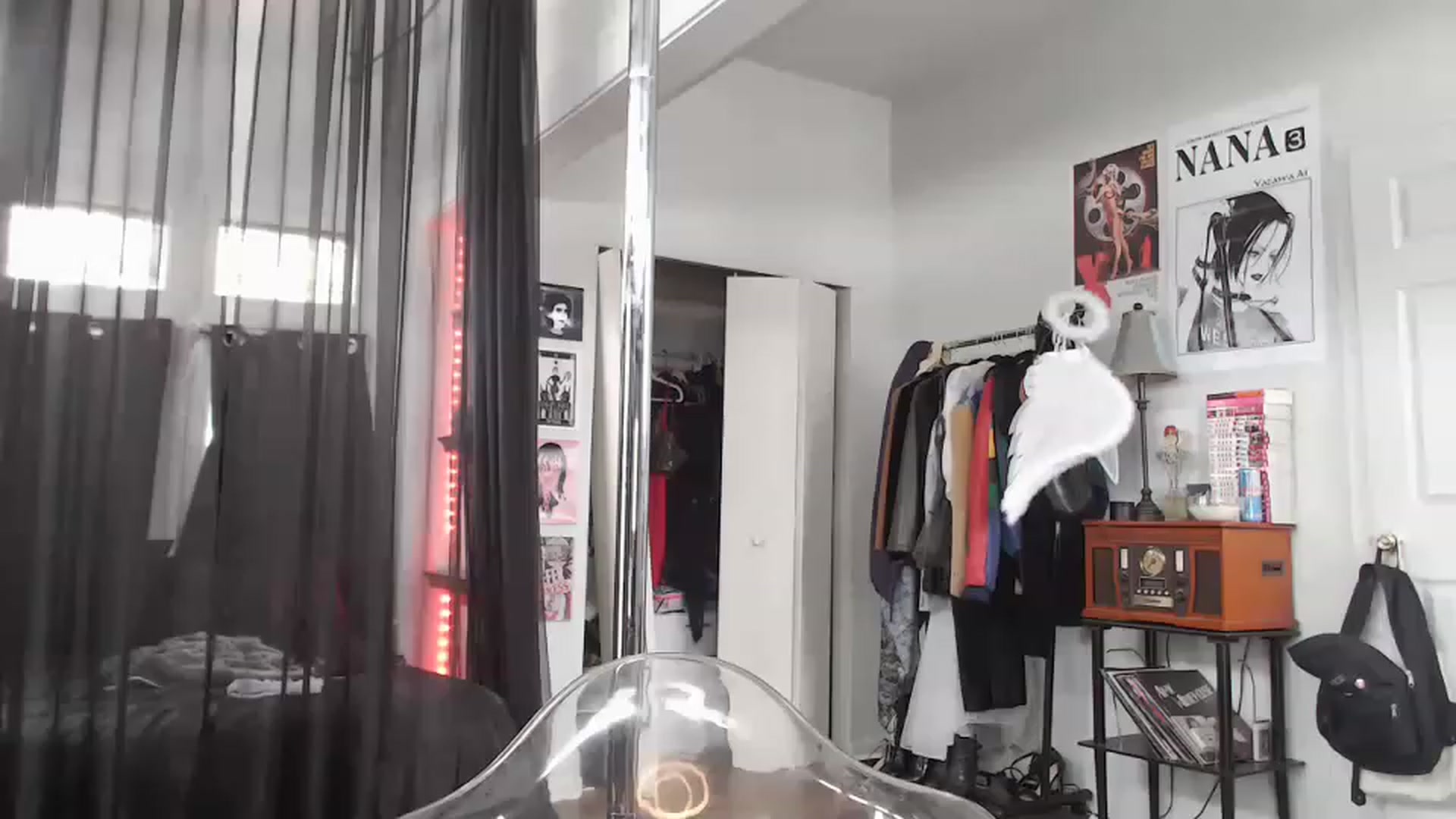 Gallery image thumbnail from XXViolett's myfreecams stream on, 01/29/2023, 18:17 image 4 of 20