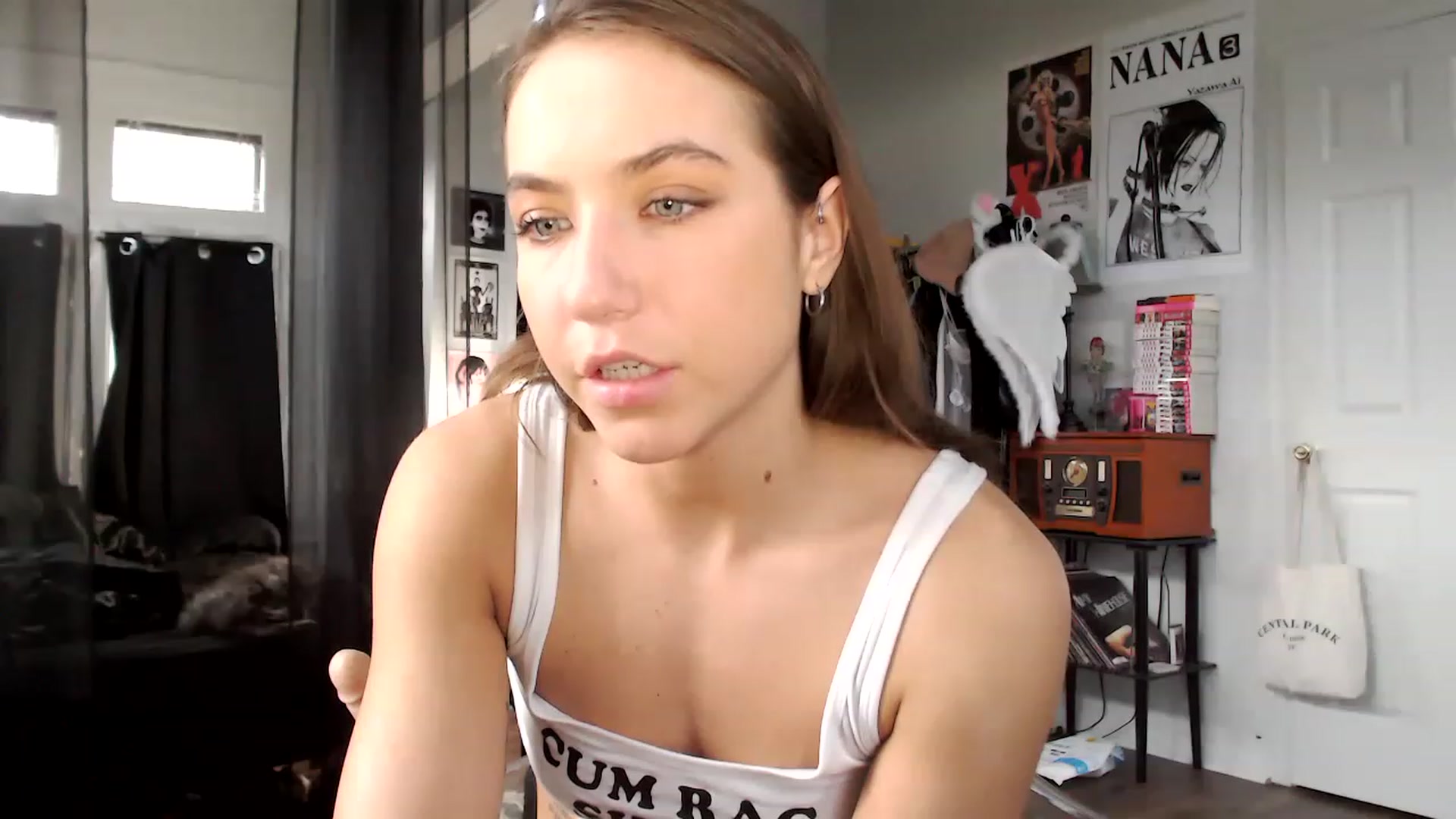 Gallery image thumbnail from XXViolett's myfreecams stream on, 04/06/2023, 11:47 image 19 of 20