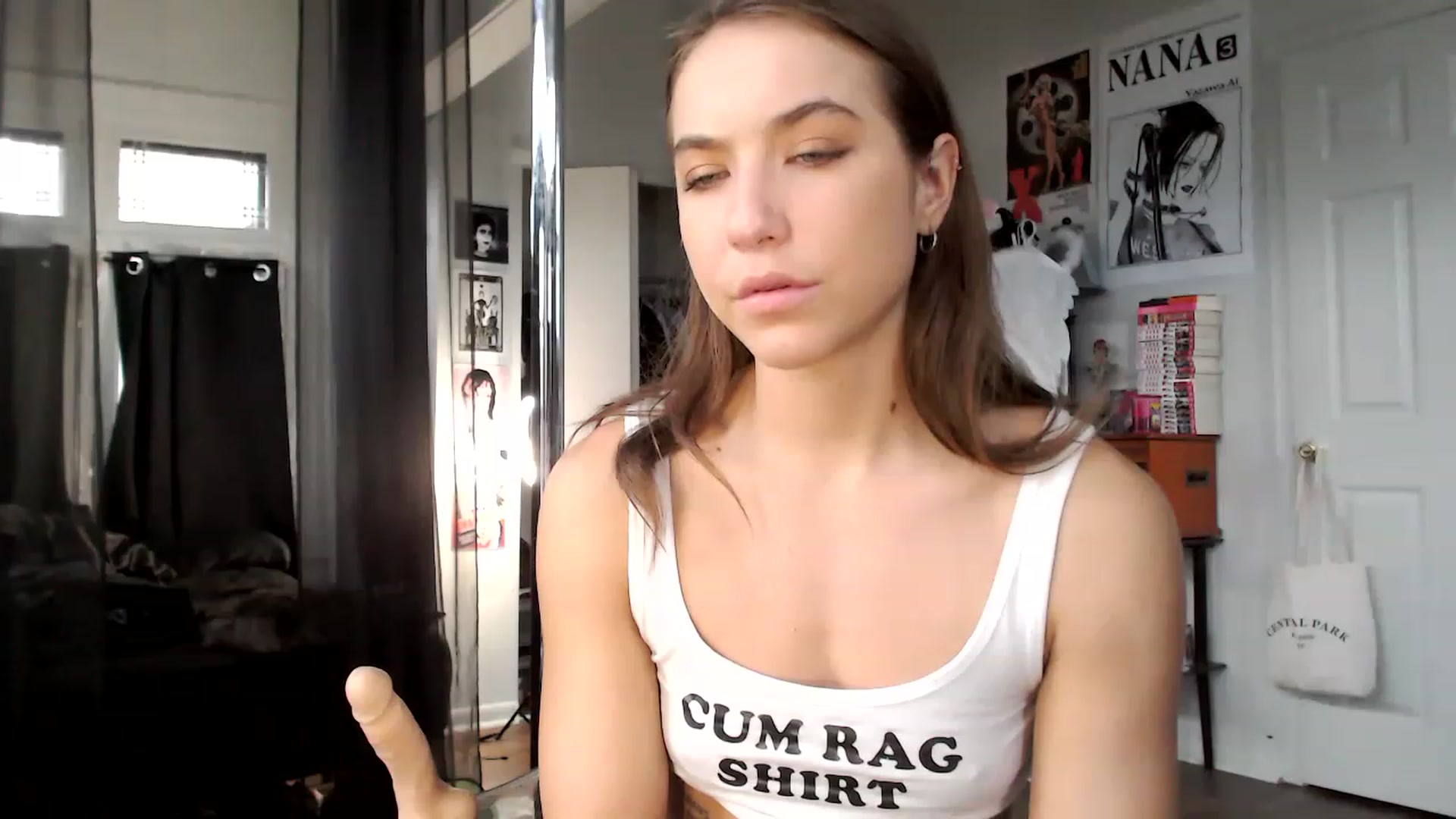 Gallery image thumbnail from XXViolett's myfreecams stream on, 04/06/2023, 11:47 image 7 of 20