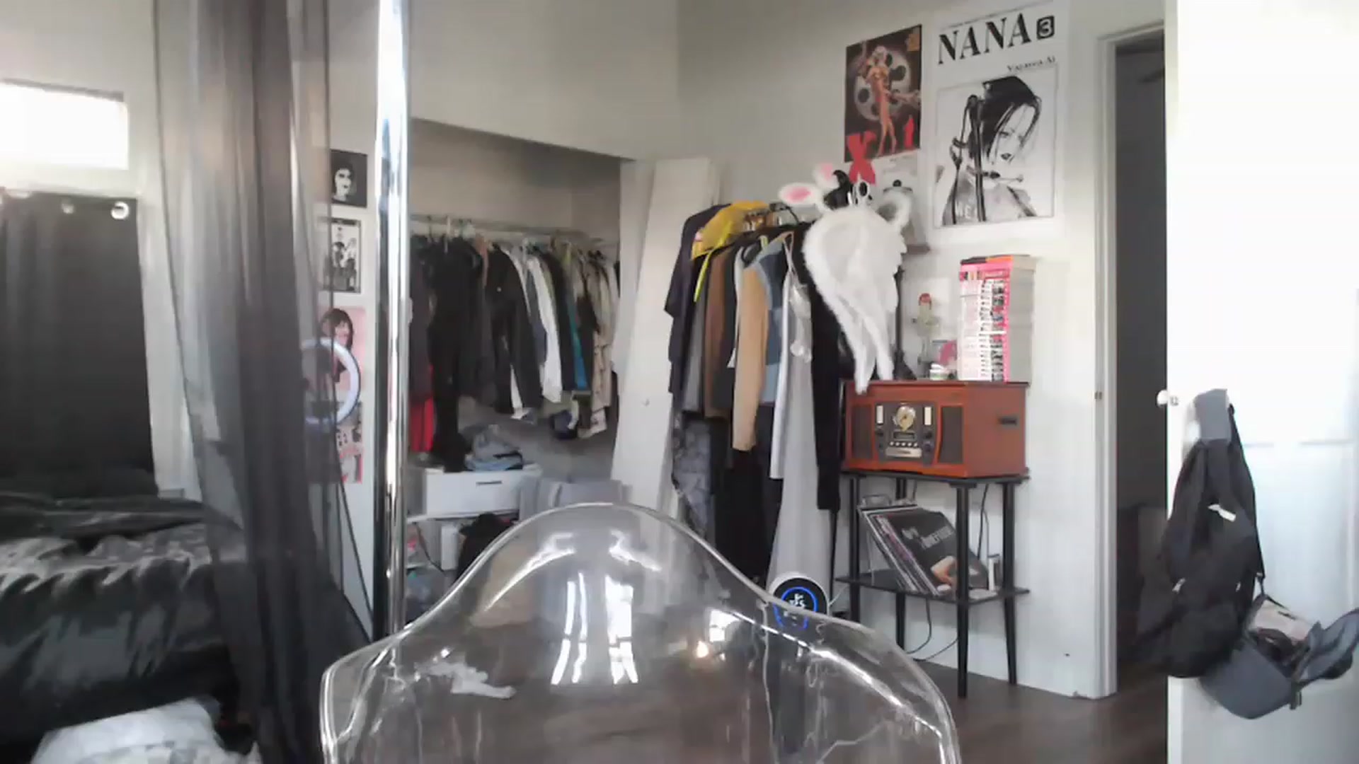 Gallery image thumbnail from XXViolett's myfreecams stream on, 04/11/2023, 12:10 image 4 of 20