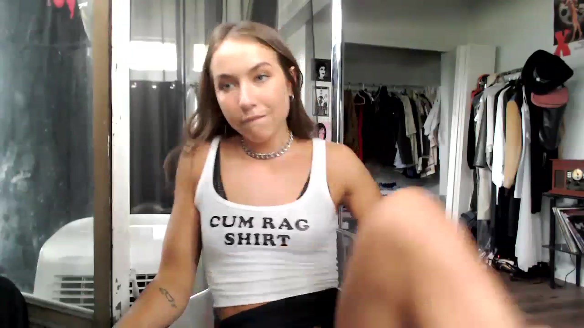 Gallery image thumbnail from XXViolett's myfreecams stream on, 08/05/2023, 22:15 image 3 of 20