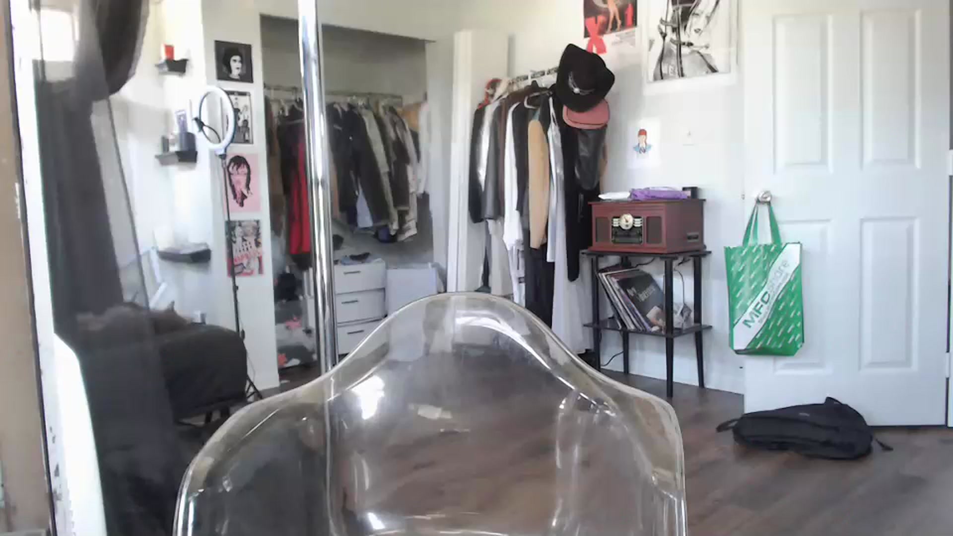 Gallery image thumbnail from XXViolett's myfreecams stream on, 09/03/2023, 18:44 image 15 of 20