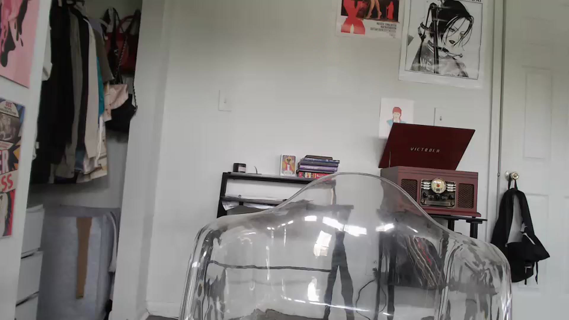 Gallery image thumbnail from XXViolett's myfreecams stream on, 09/17/2023, 19:12 image 17 of 20