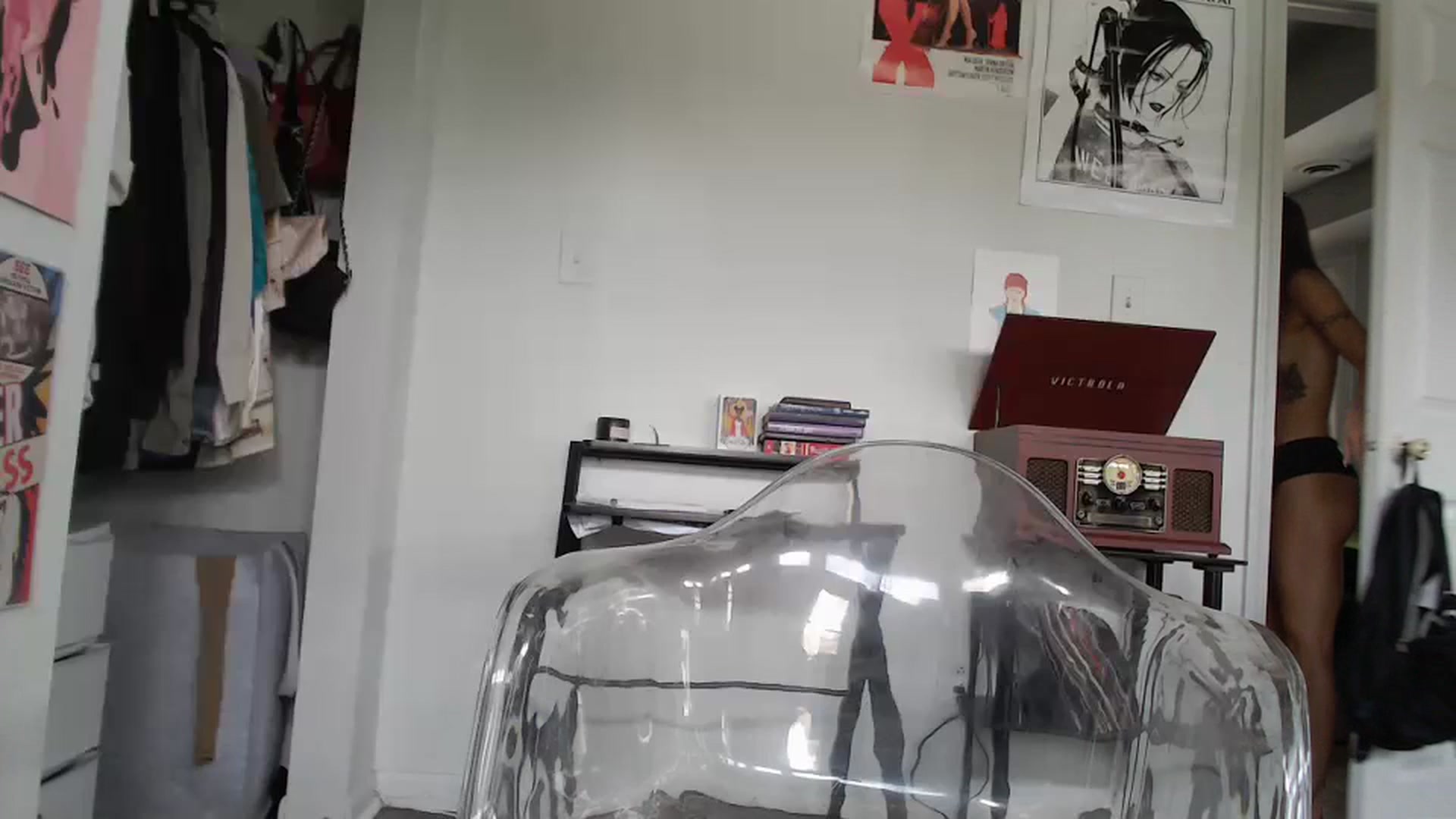 Gallery image thumbnail from XXViolett's myfreecams stream on, 09/17/2023, 19:12 image 3 of 20