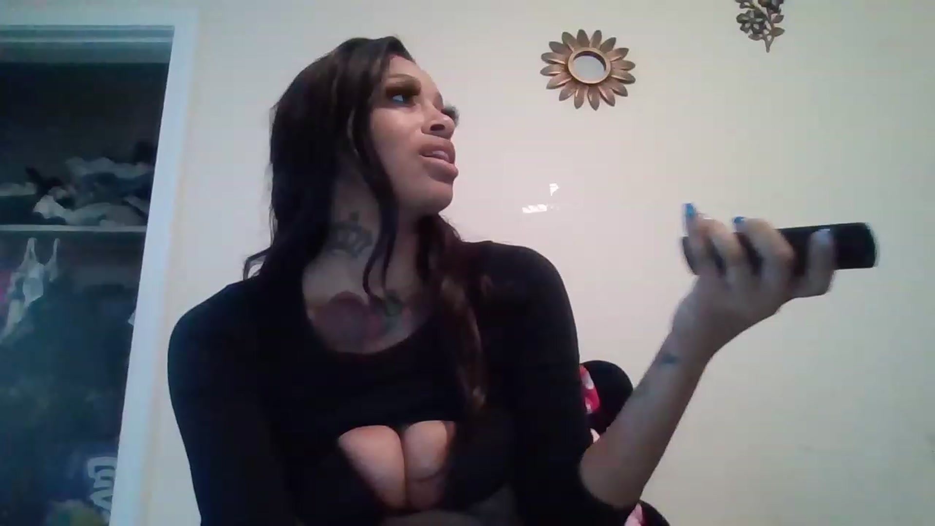 Gallery image thumbnail from XXXRedBone21's myfreecams stream on, 11/22/2022, 12:29 image 15 of 20