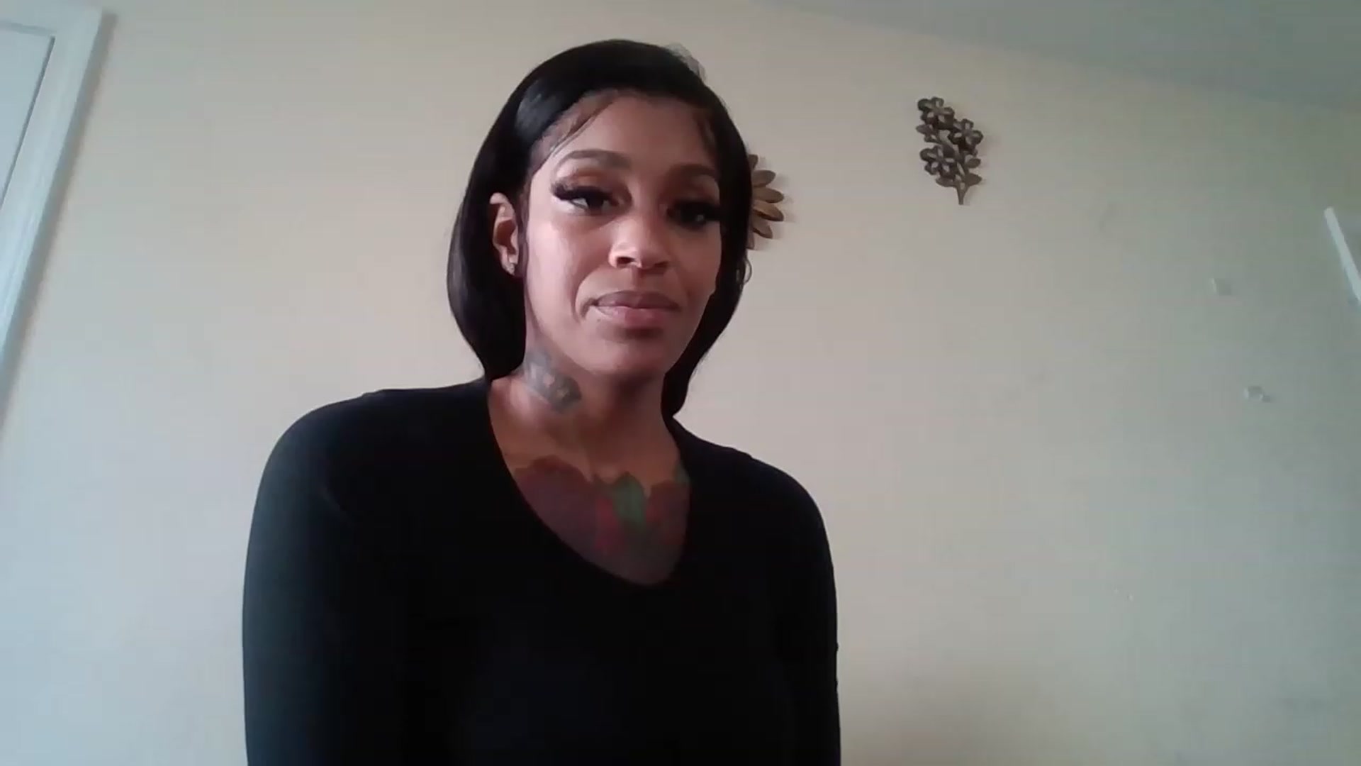 Gallery image thumbnail from XXXRedBone21's myfreecams stream on, 11/22/2022, 17:41 image 4 of 20