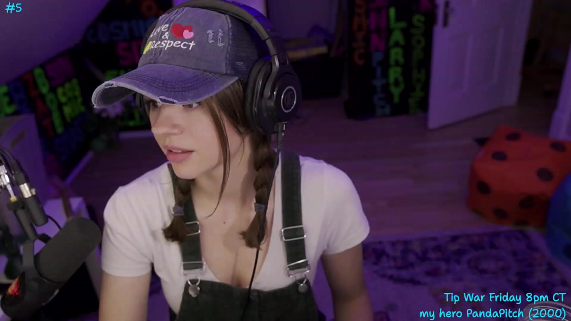 Gallery image thumbnail from XXX_Sophie's myfreecams stream on, 07/20/2023, 07:44 image 19 of 20