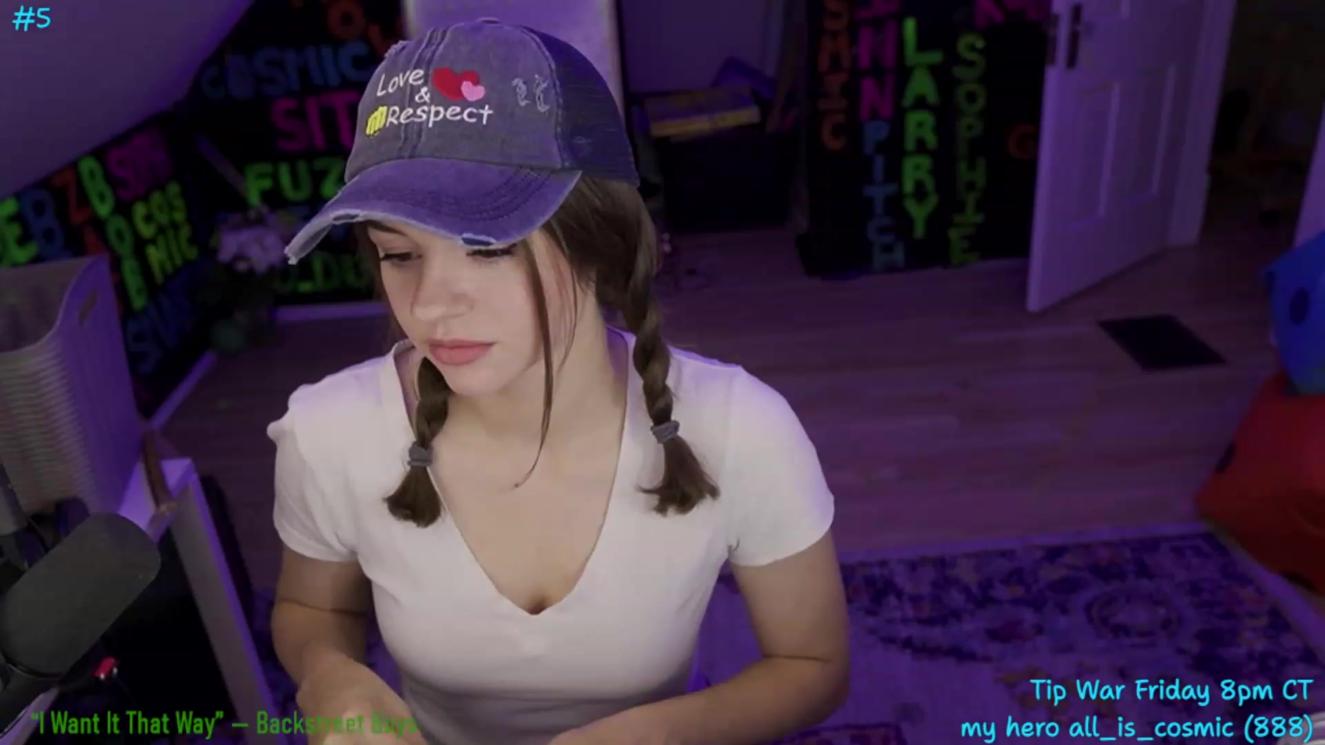 Gallery image thumbnail from XXX_Sophie's myfreecams stream on, 07/20/2023, 07:44 image 8 of 20