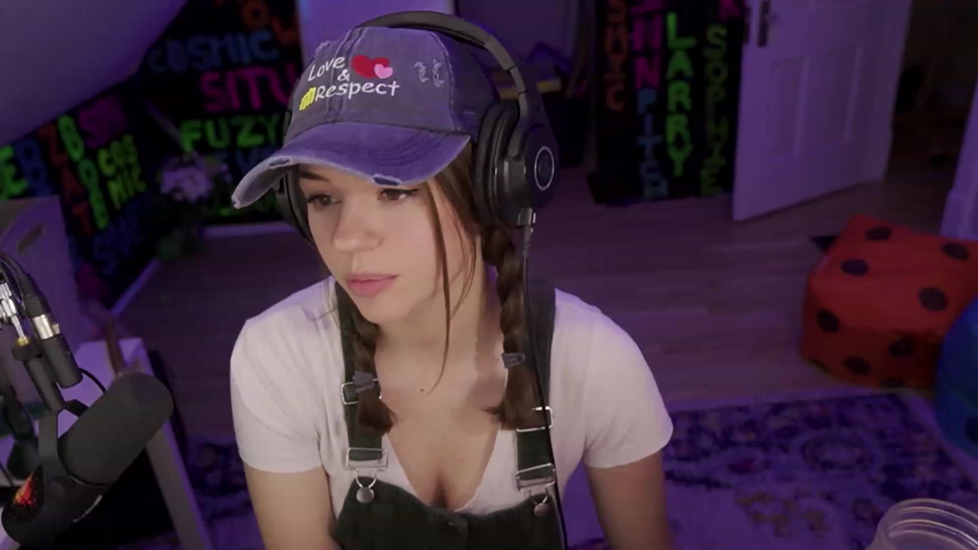 Gallery image thumbnail from XXX_Sophie's myfreecams stream on, 07/20/2023, 07:58 image 16 of 20