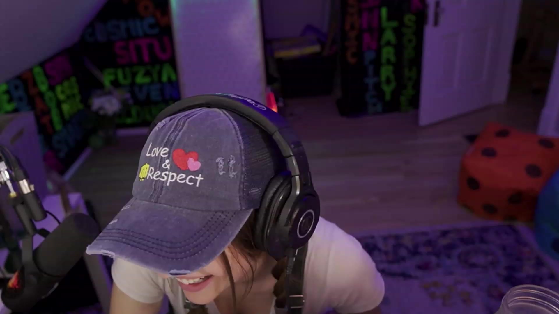 Gallery image thumbnail from XXX_Sophie's myfreecams stream on, 07/20/2023, 07:58 image 17 of 20