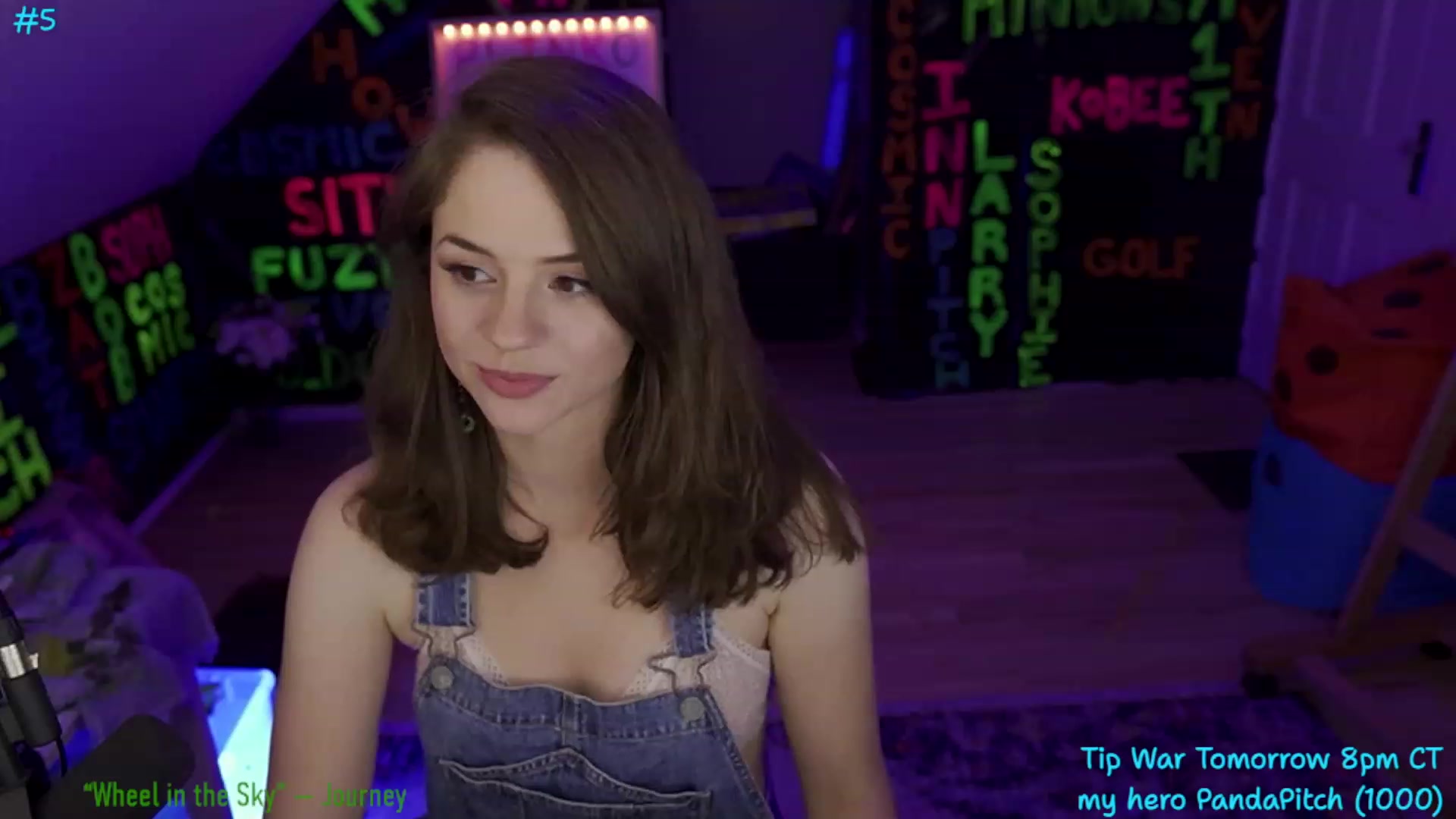 Gallery image thumbnail from XXX_Sophie's myfreecams stream on, 07/21/2023, 08:04 image 14 of 20