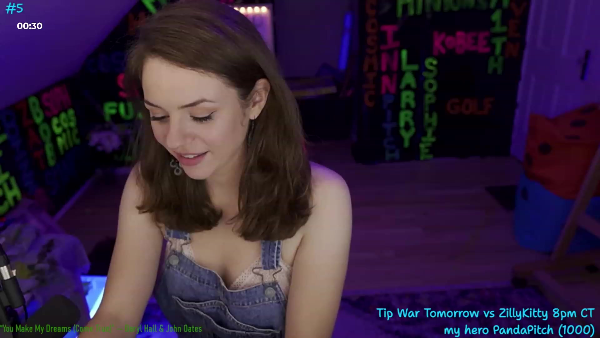 Gallery image thumbnail from XXX_Sophie's myfreecams stream on, 07/21/2023, 08:04 image 16 of 20