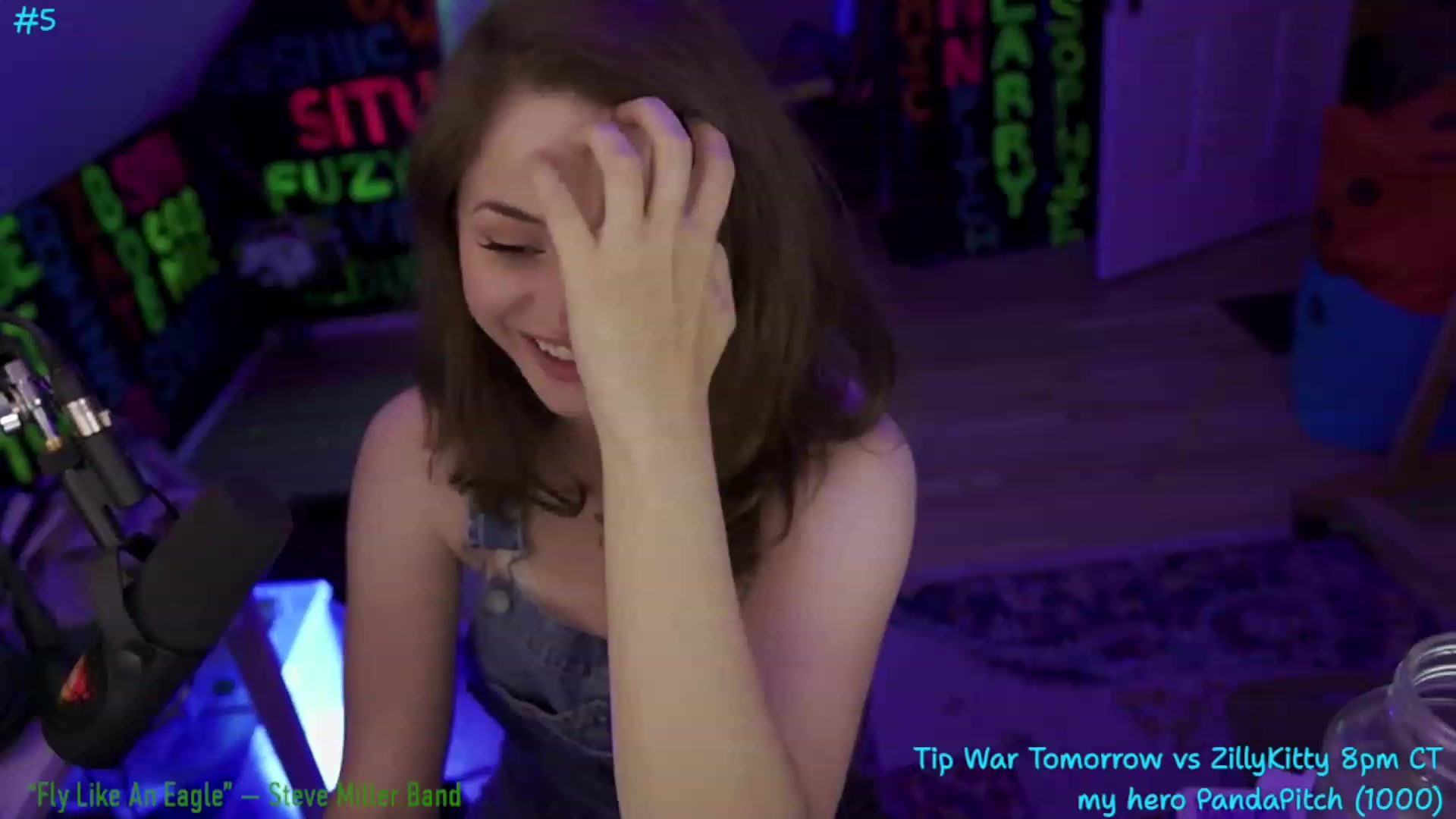 Gallery image thumbnail from XXX_Sophie's myfreecams stream on, 07/21/2023, 10:27 image 4 of 20