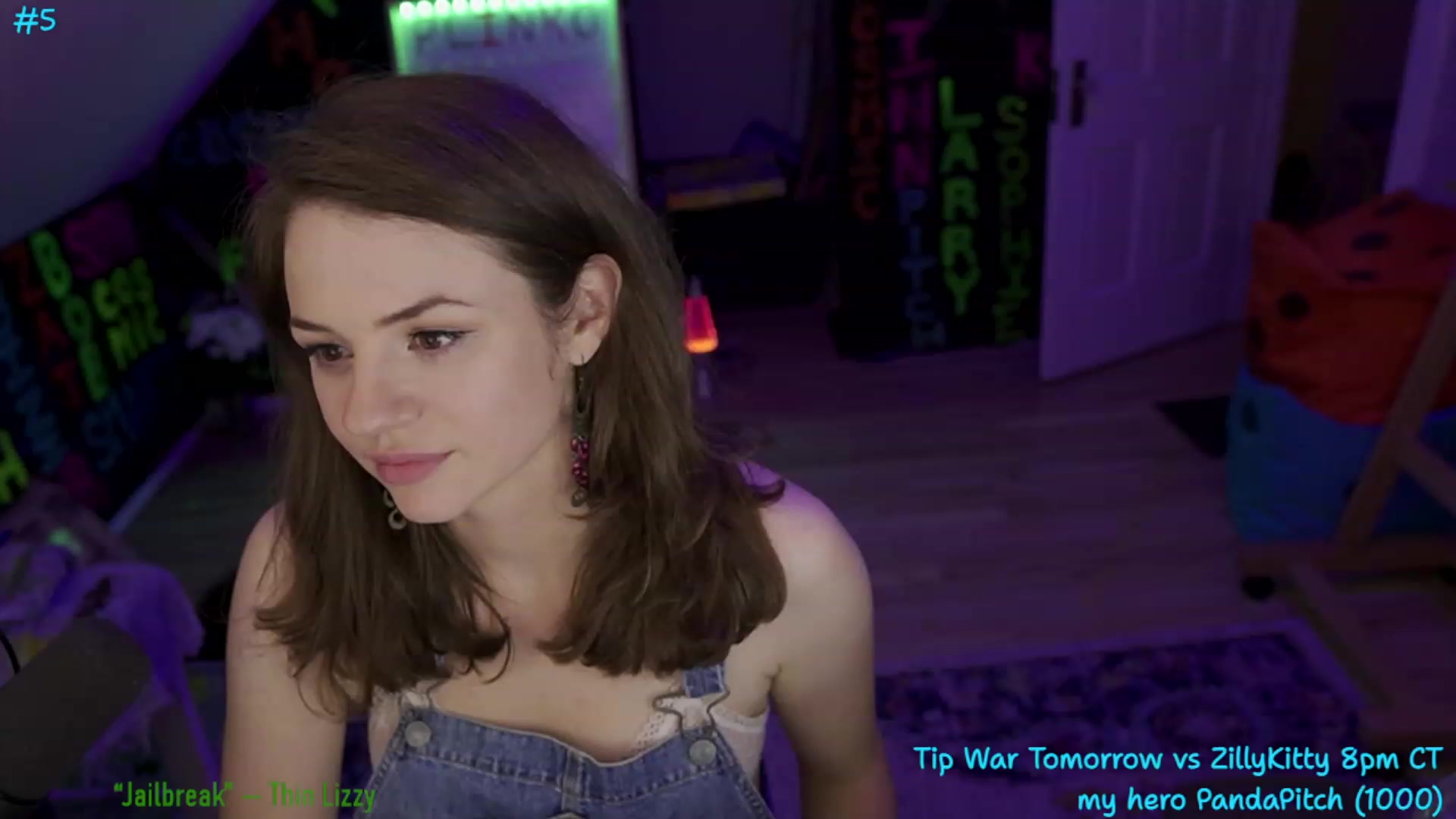 Gallery image thumbnail from XXX_Sophie's myfreecams stream on, 07/21/2023, 10:27 image 13 of 20