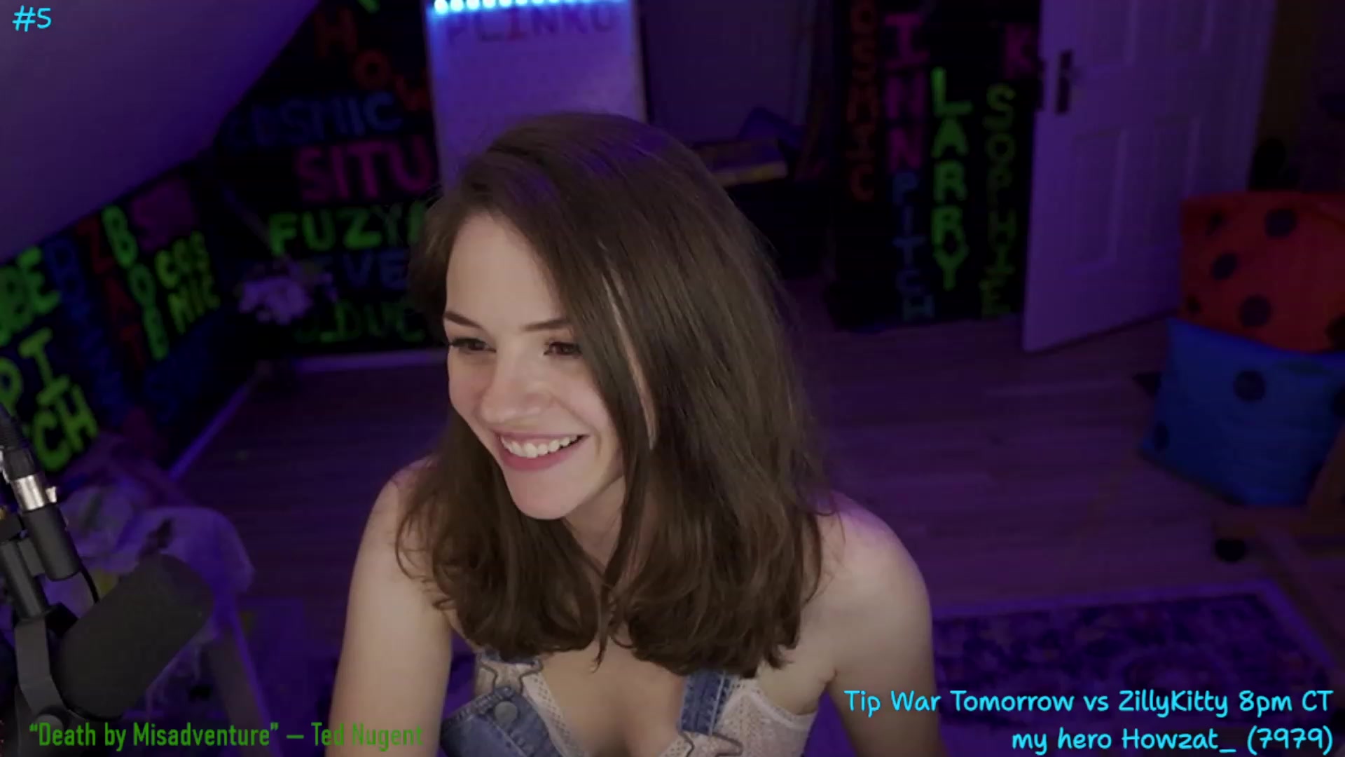 Gallery image thumbnail from XXX_Sophie's myfreecams stream on, 07/21/2023, 11:01 image 11 of 20
