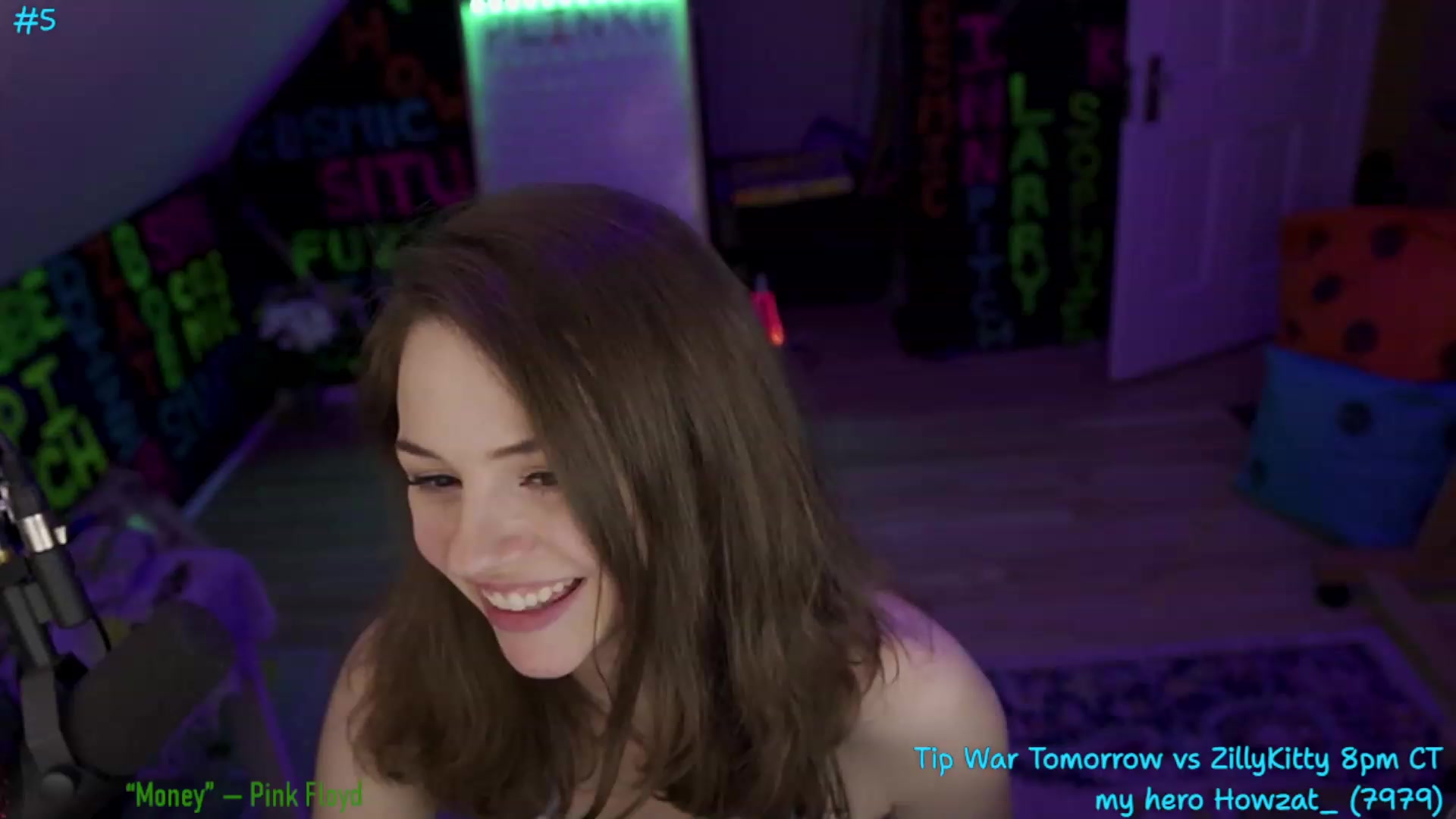 Gallery image thumbnail from XXX_Sophie's myfreecams stream on, 07/21/2023, 11:01 image 13 of 20