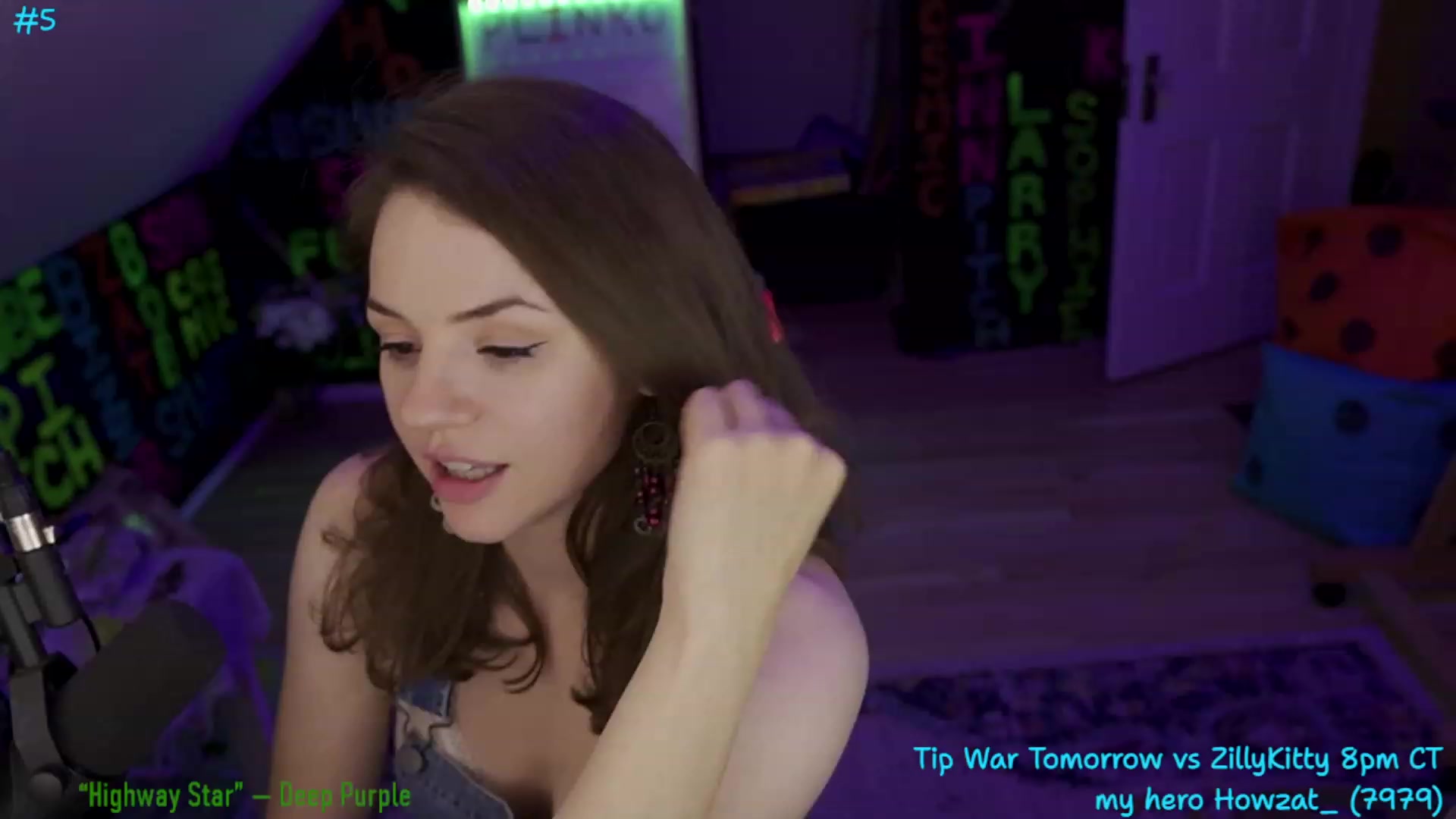 Gallery image thumbnail from XXX_Sophie's myfreecams stream on, 07/21/2023, 11:01 image 6 of 20