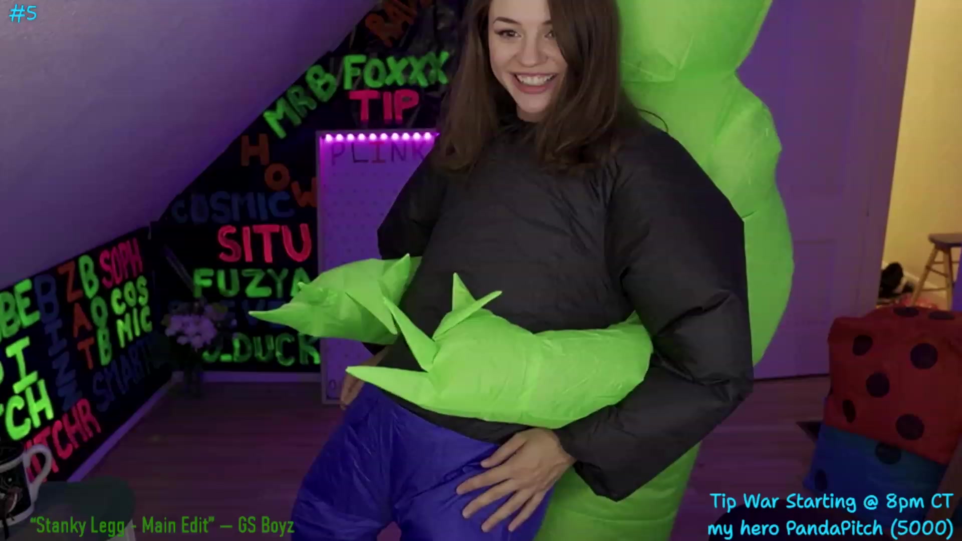 Gallery image thumbnail from XXX_Sophie's myfreecams stream on, 07/22/2023, 02:40 image 18 of 20