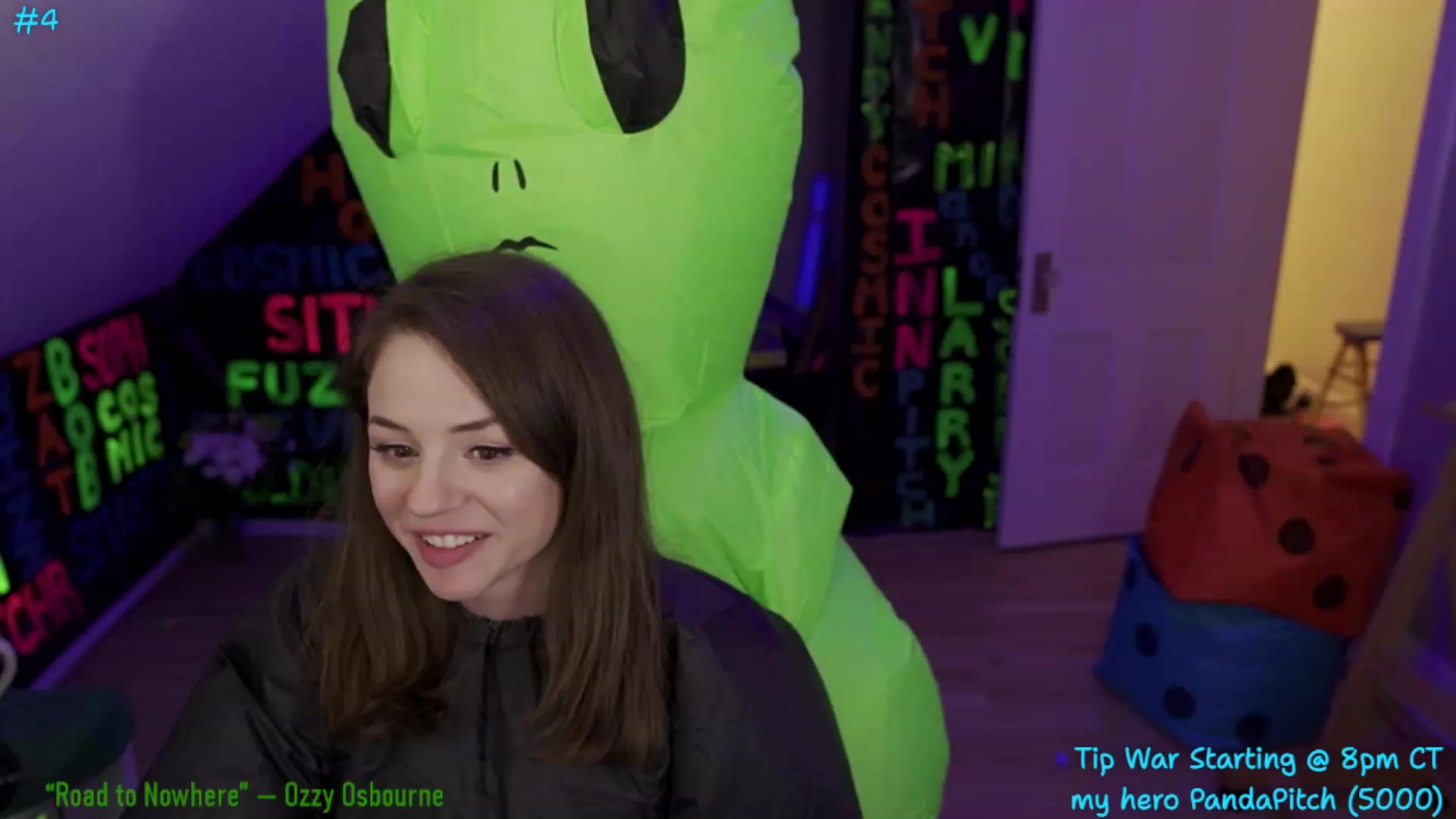 Gallery image thumbnail from XXX_Sophie's myfreecams stream on, 07/22/2023, 04:14 image 14 of 20