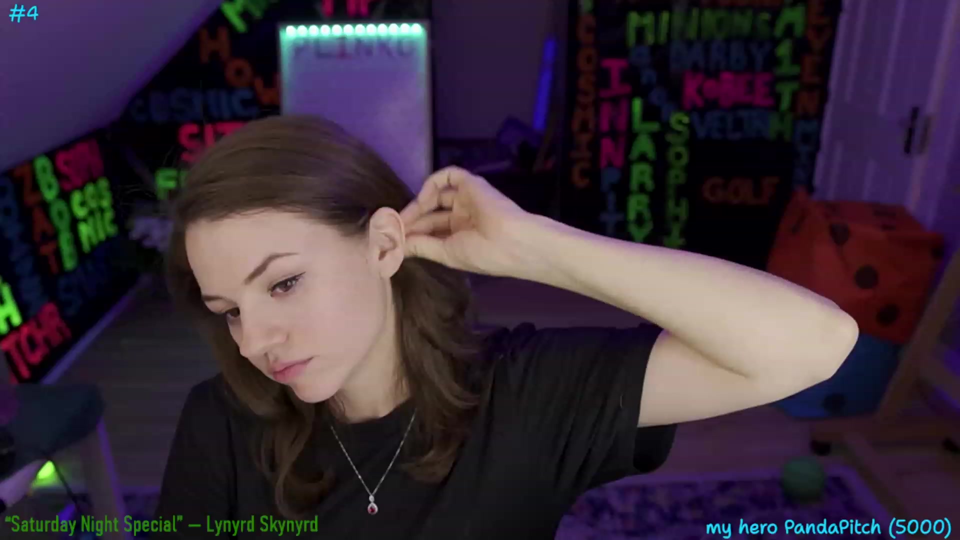 Gallery image thumbnail from XXX_Sophie's myfreecams stream on, 07/22/2023, 08:31 image 7 of 20