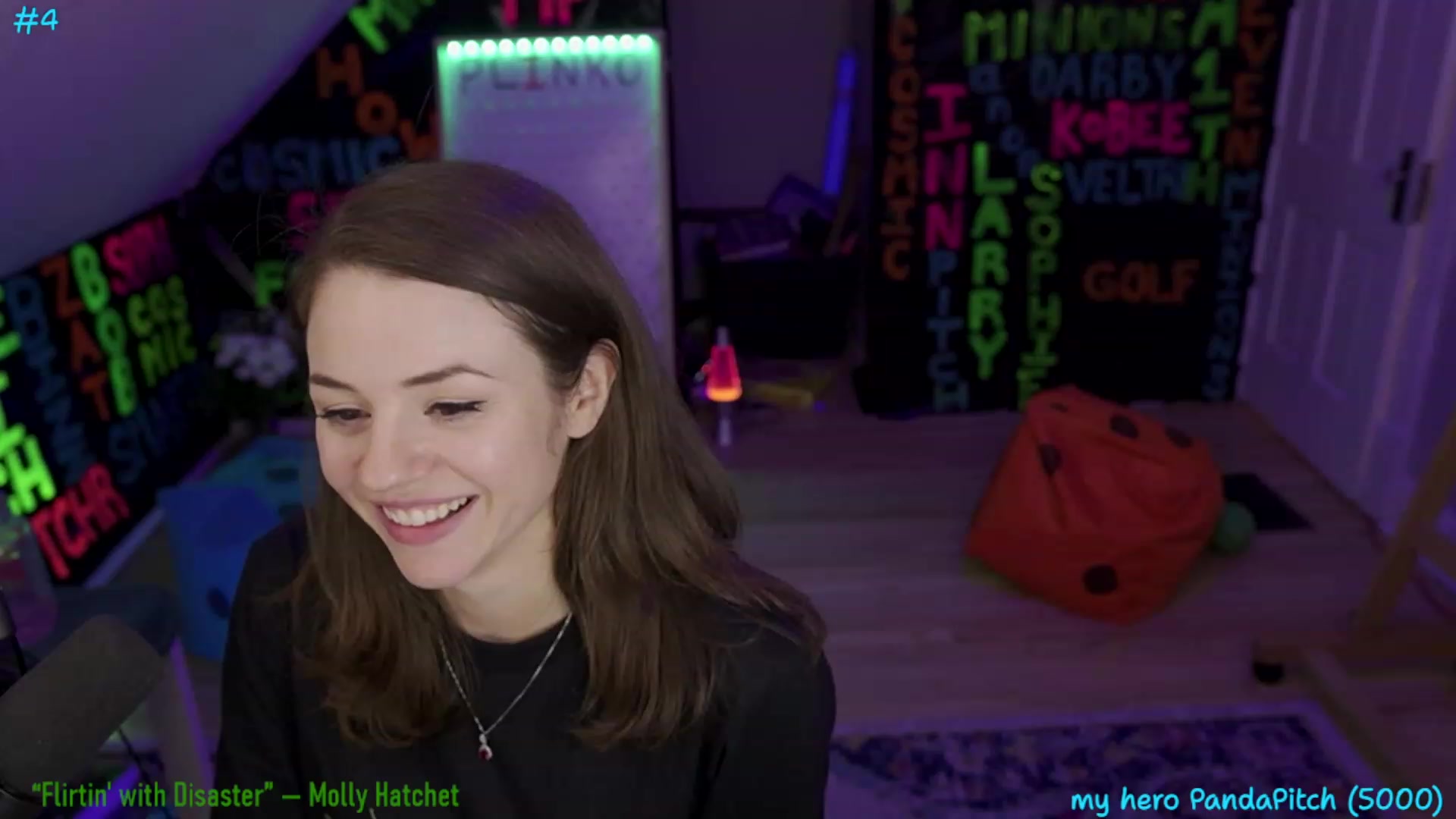 Gallery image thumbnail from XXX_Sophie's myfreecams stream on, 07/22/2023, 08:31 image 15 of 20