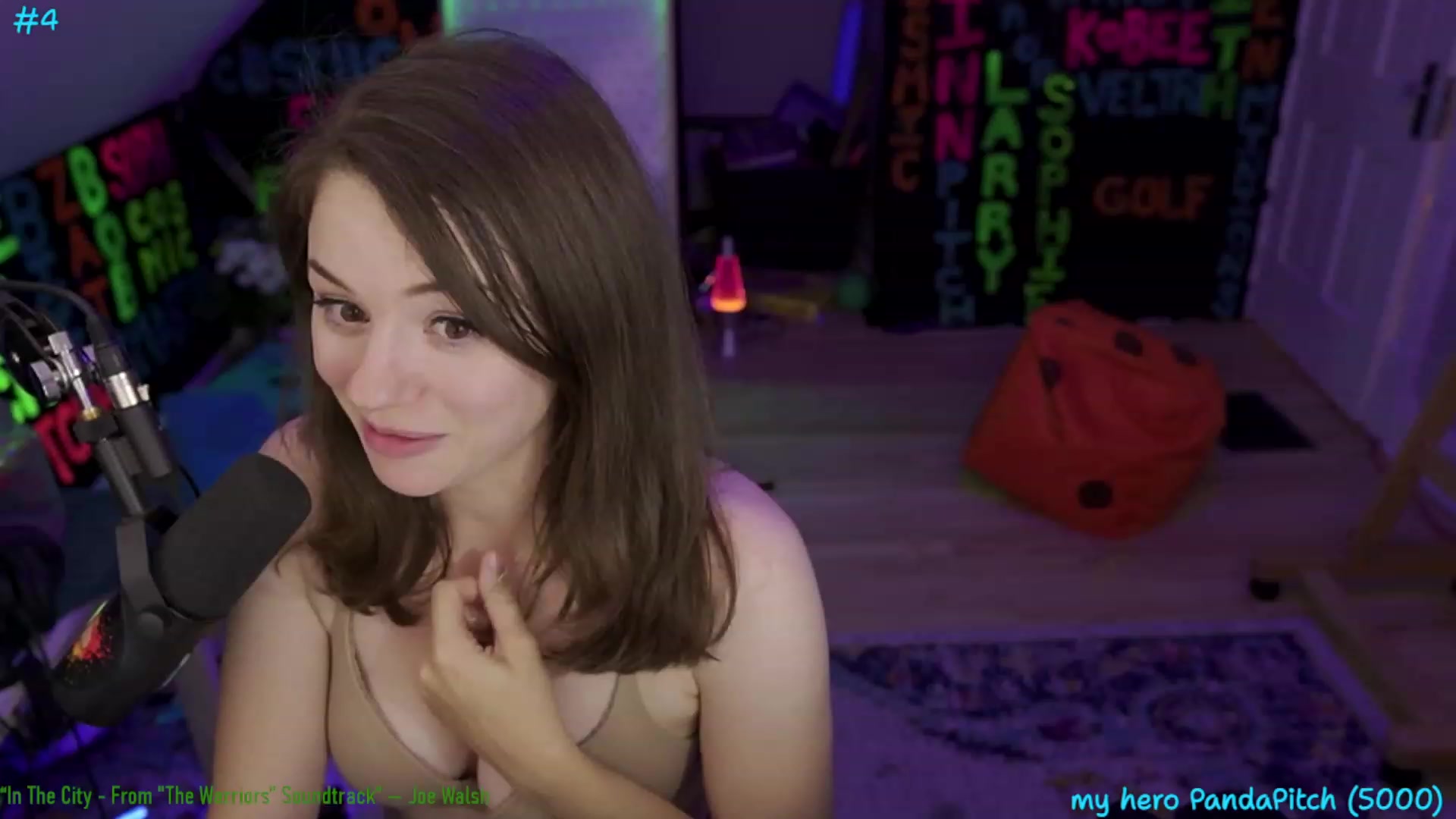 Gallery image thumbnail from XXX_Sophie's myfreecams stream on, 07/22/2023, 09:54 image 3 of 20