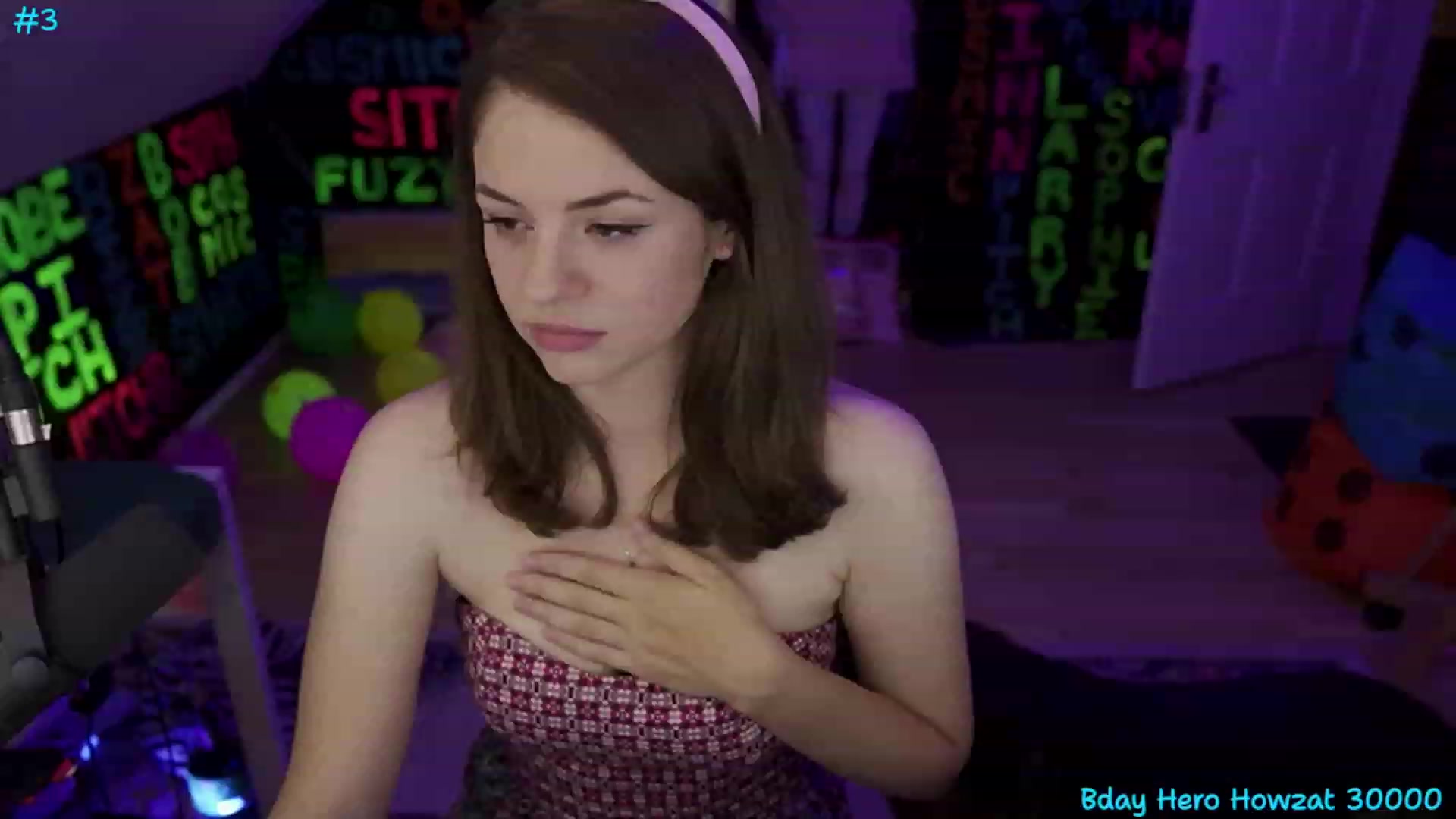 Gallery image thumbnail from XXX_Sophie's myfreecams stream on, 07/27/2023, 05:36 image 16 of 20