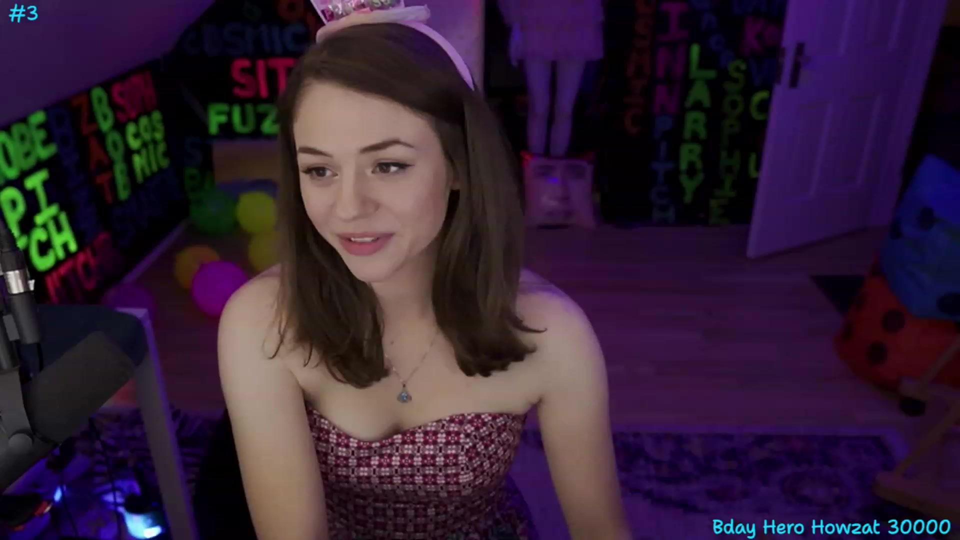 Gallery image thumbnail from XXX_Sophie's myfreecams stream on, 07/27/2023, 05:36 image 14 of 20