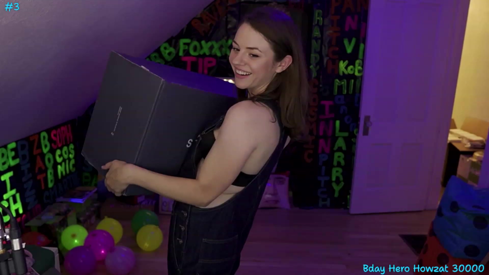 Gallery image thumbnail from XXX_Sophie's myfreecams stream on, 07/27/2023, 07:16 image 8 of 20