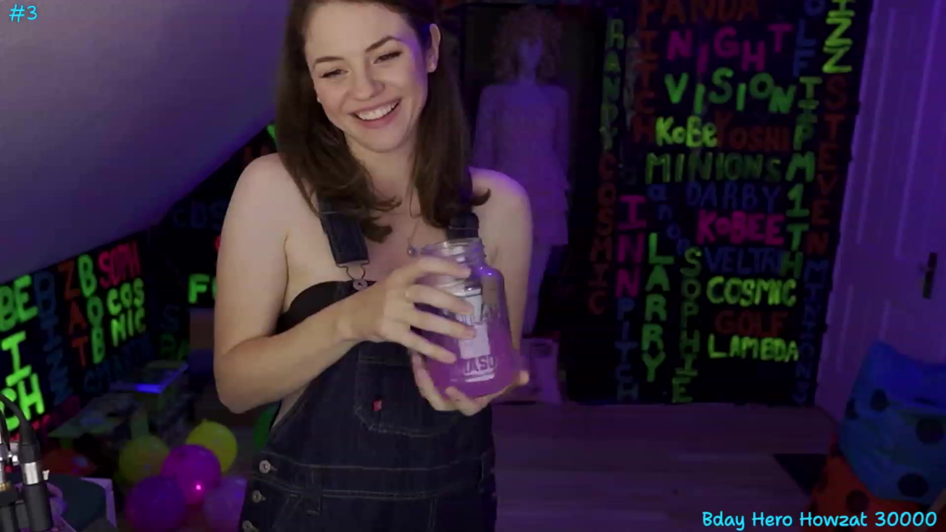 Gallery image thumbnail from XXX_Sophie's myfreecams stream on, 07/27/2023, 07:16 image 7 of 20