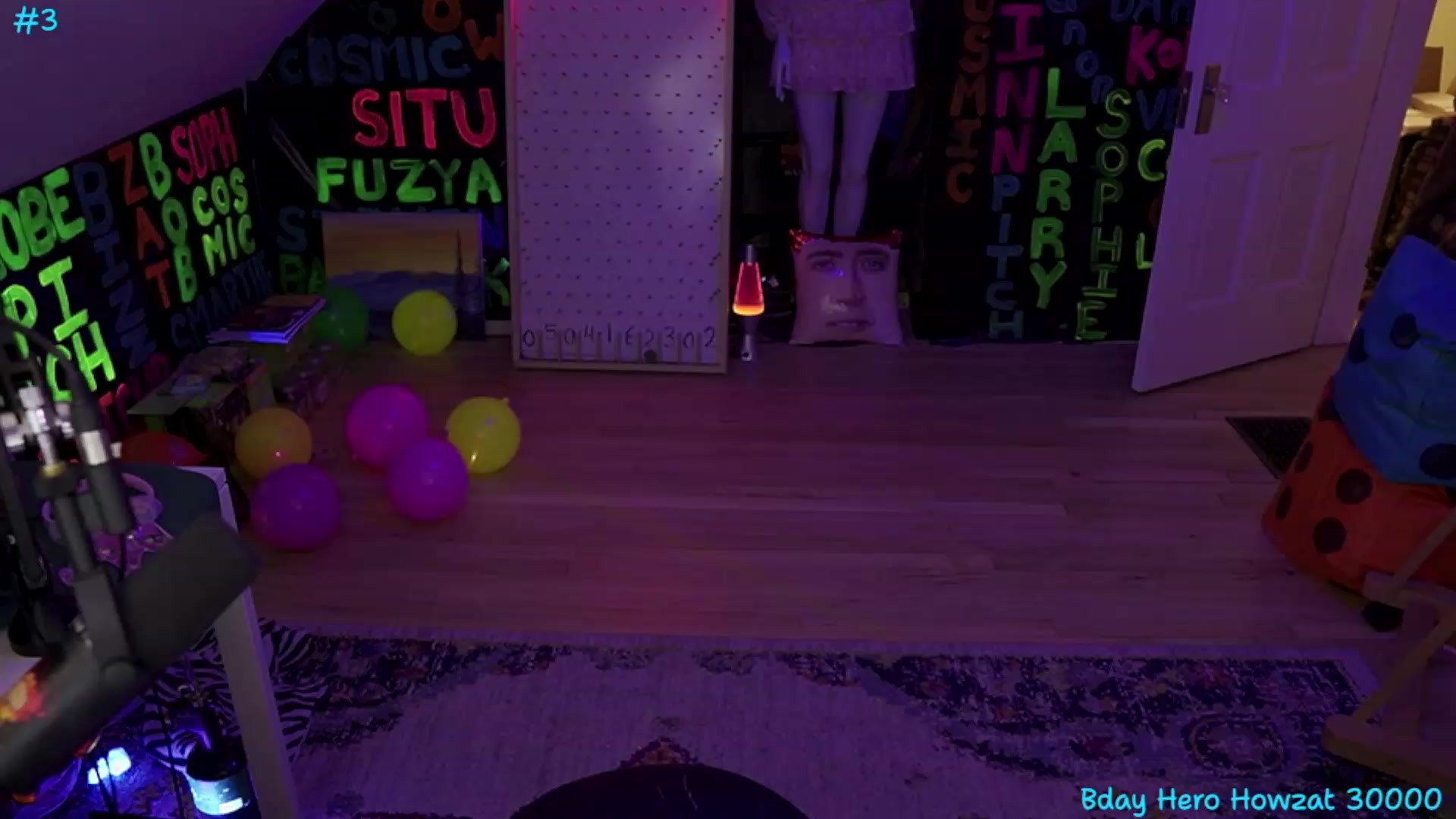 Gallery image thumbnail from XXX_Sophie's myfreecams stream on, 07/27/2023, 07:16 image 4 of 20