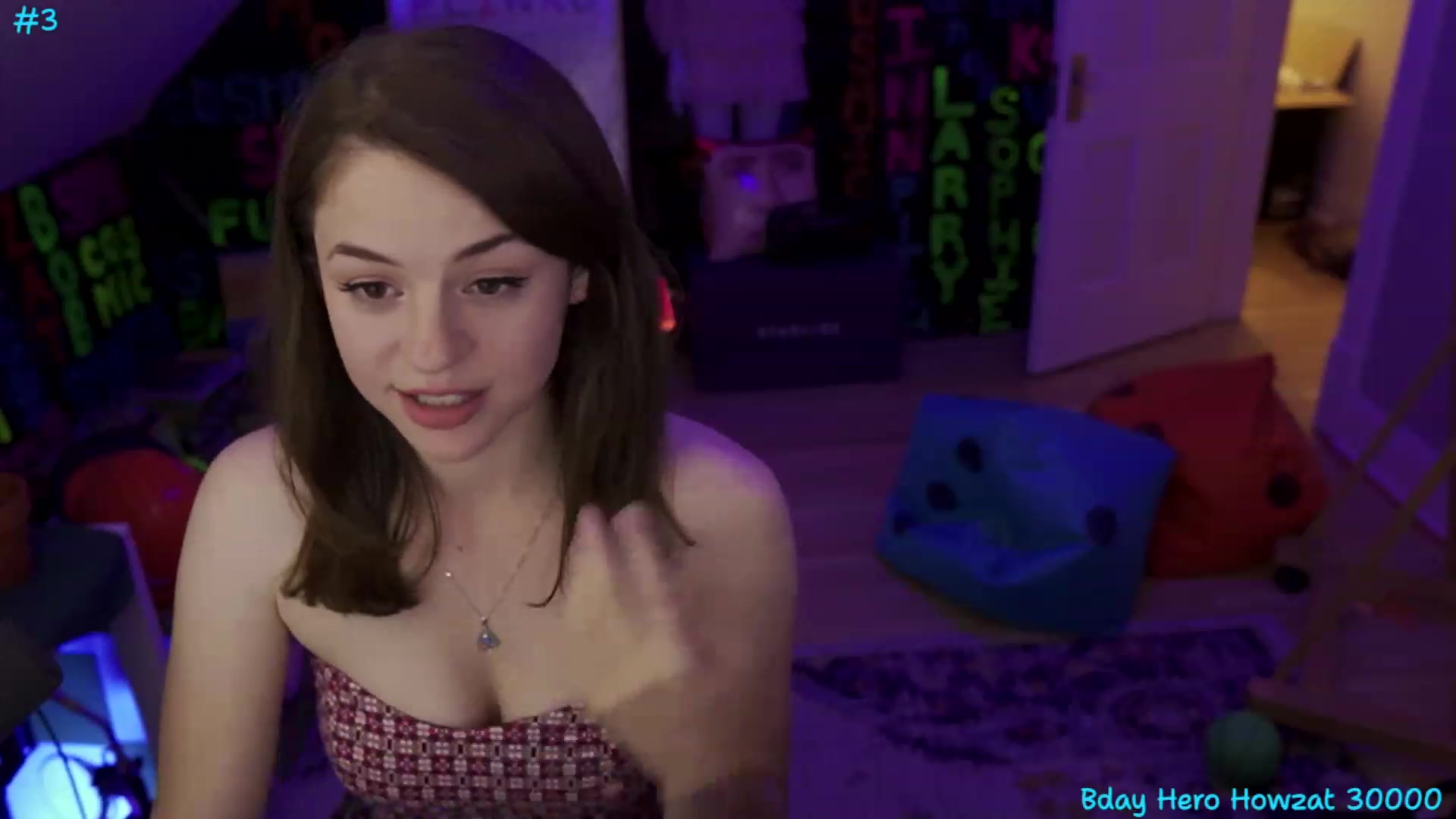 Gallery image thumbnail from XXX_Sophie's myfreecams stream on, 07/27/2023, 09:05 image 15 of 20