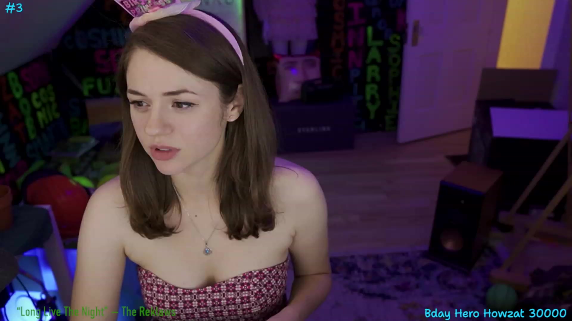 Gallery image thumbnail from XXX_Sophie's myfreecams stream on, 07/27/2023, 10:25 image 19 of 20