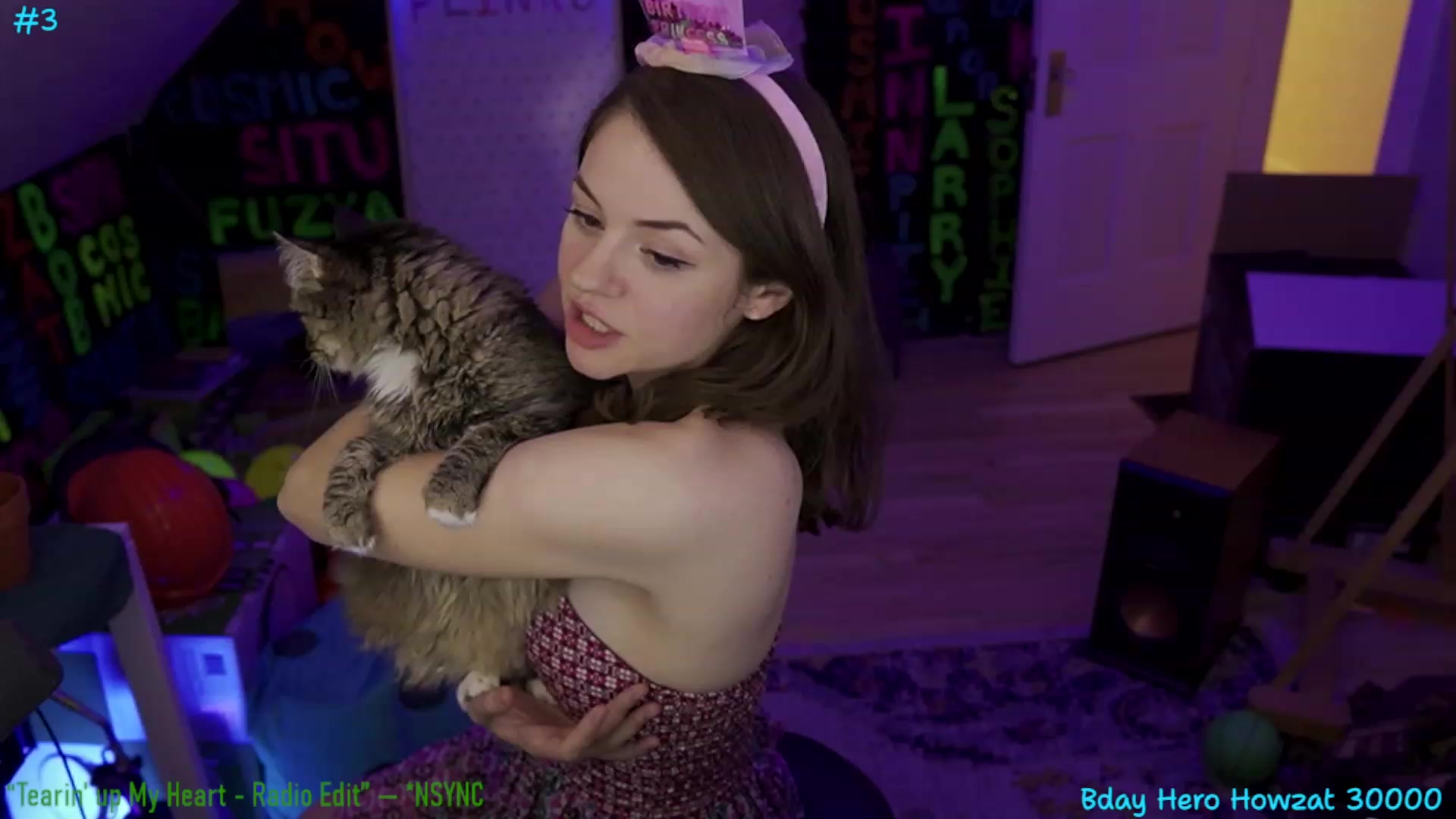 Gallery image thumbnail from XXX_Sophie's myfreecams stream on, 07/27/2023, 10:25 image 11 of 20