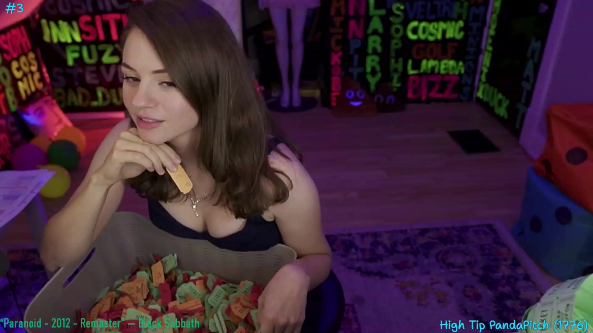 Gallery image thumbnail from XXX_Sophie's myfreecams stream on, 07/29/2023, 09:05 image 10 of 20