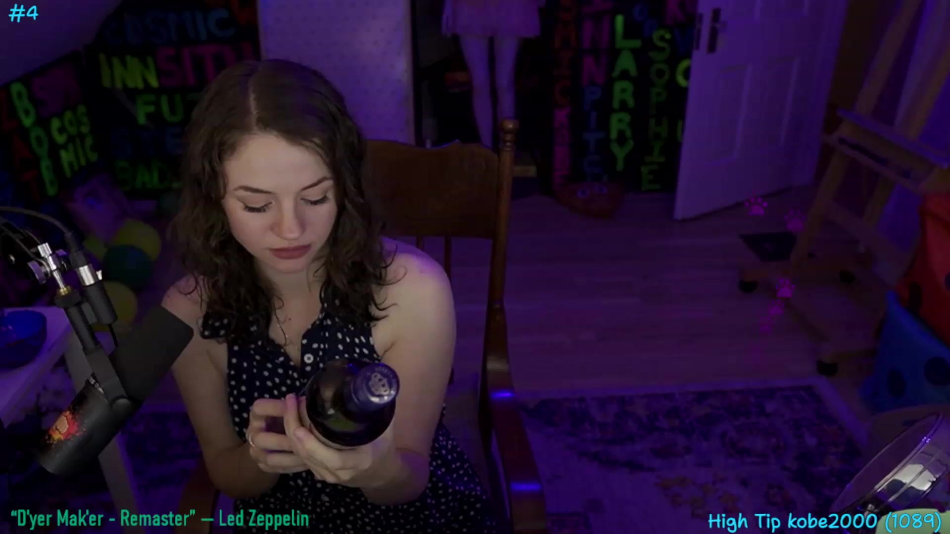 Gallery image thumbnail from XXX_Sophie's myfreecams stream on, 07/30/2023, 07:23 image 13 of 20
