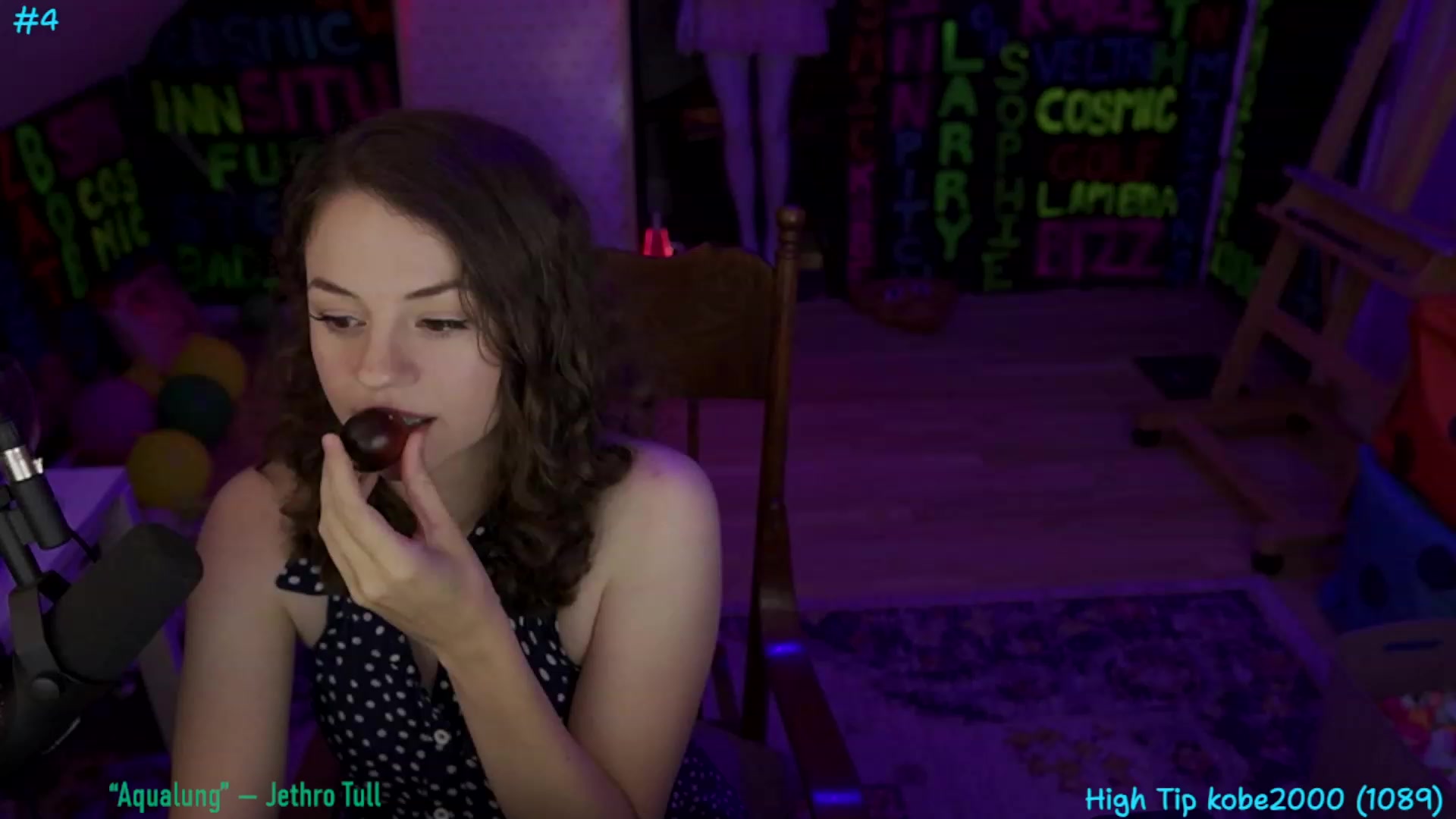 Gallery image thumbnail from XXX_Sophie's myfreecams stream on, 07/30/2023, 09:38 image 3 of 20