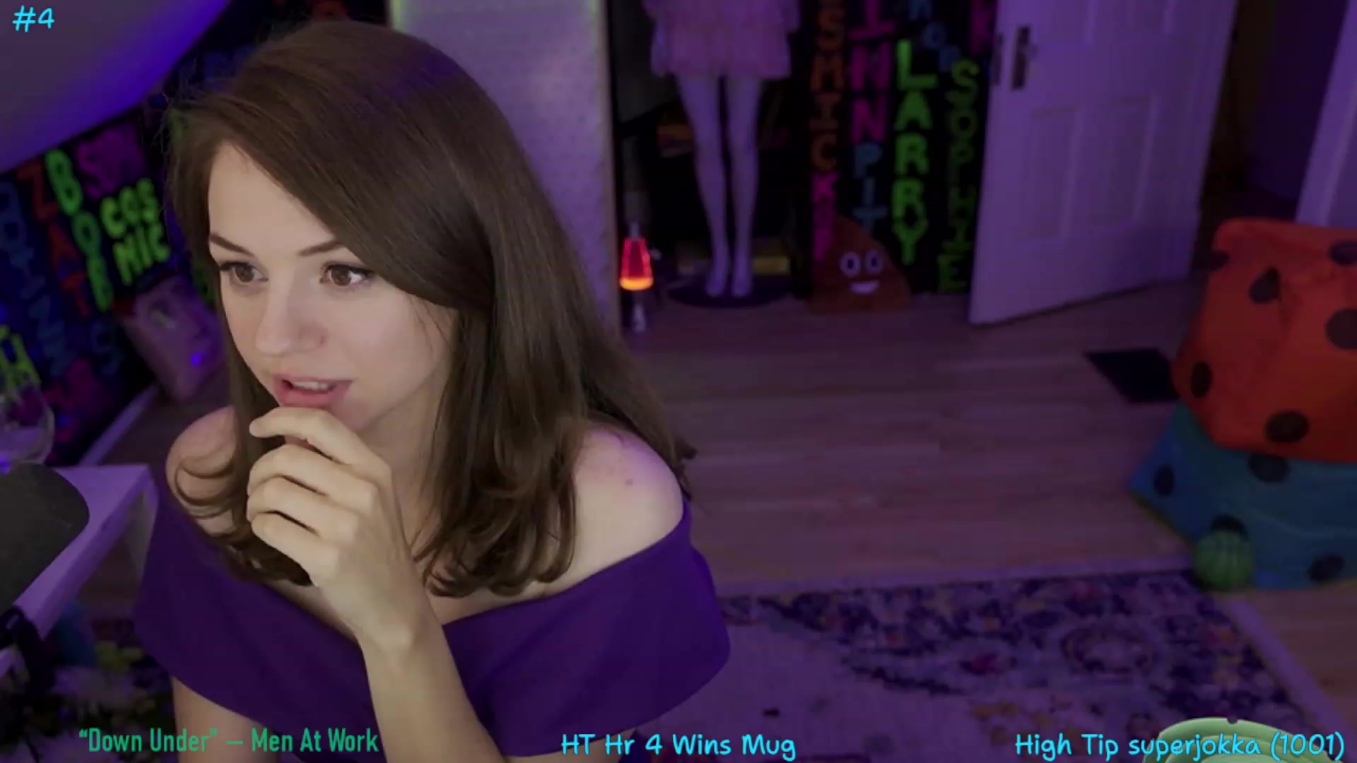 Gallery image thumbnail from XXX_Sophie's myfreecams stream on, 07/31/2023, 06:32 image 8 of 20
