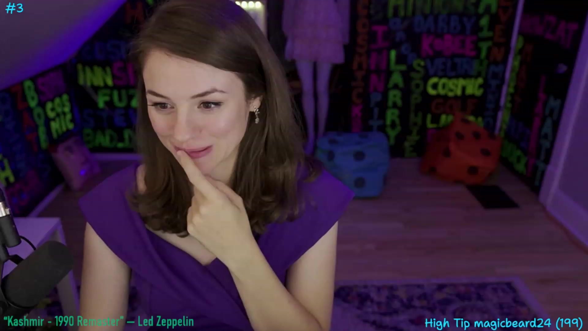 Gallery image thumbnail from XXX_Sophie's myfreecams stream on, 07/31/2023, 08:18 image 17 of 20