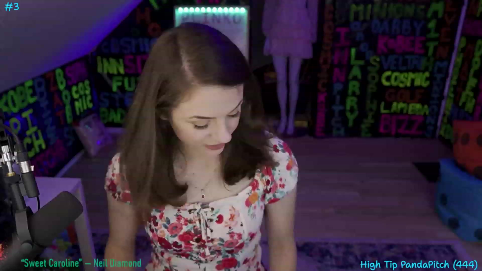 Gallery image thumbnail from XXX_Sophie's myfreecams stream on, 08/01/2023, 03:43 image 4 of 20