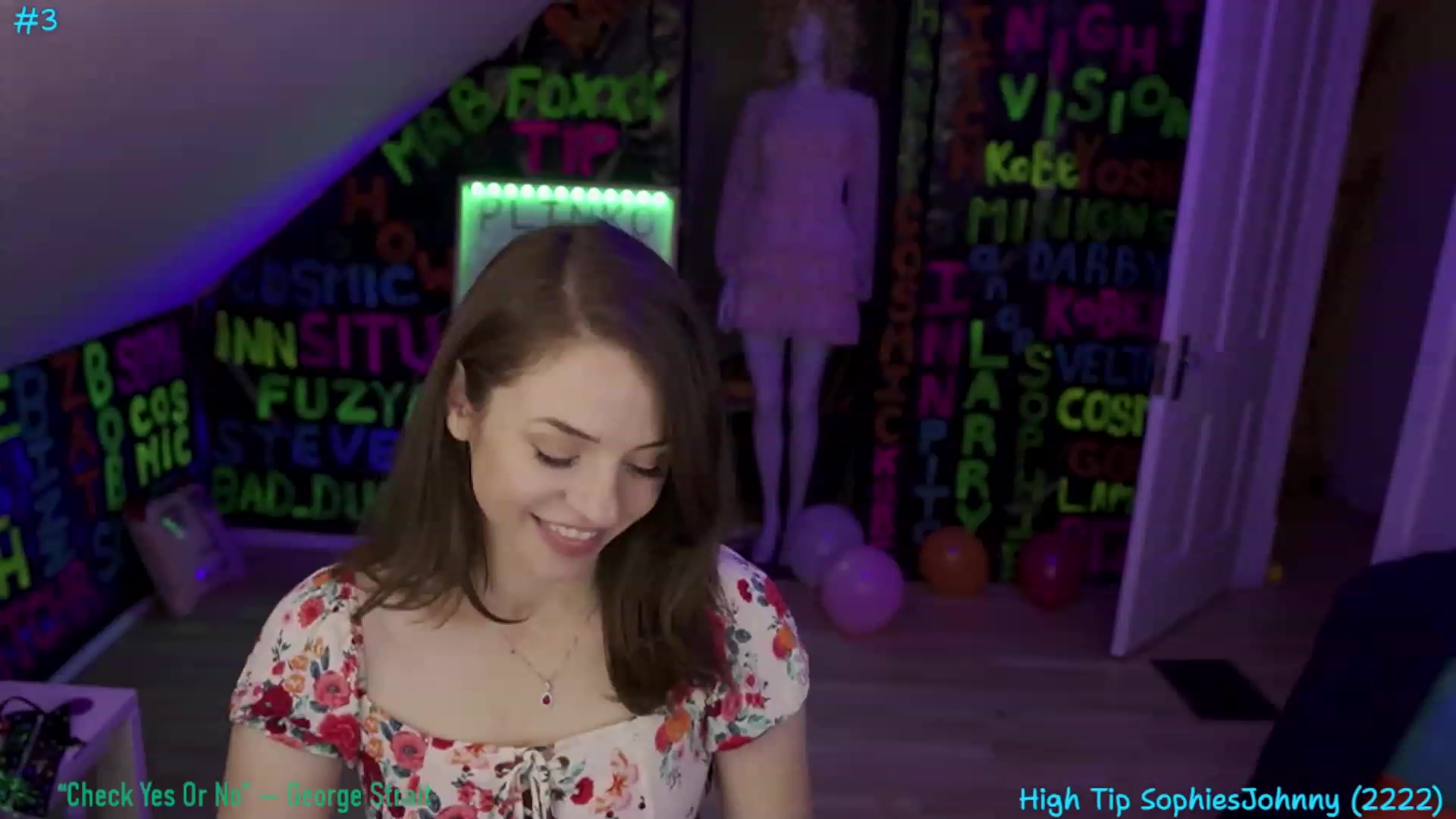 Gallery image thumbnail from XXX_Sophie's myfreecams stream on, 08/01/2023, 03:43 image 16 of 20