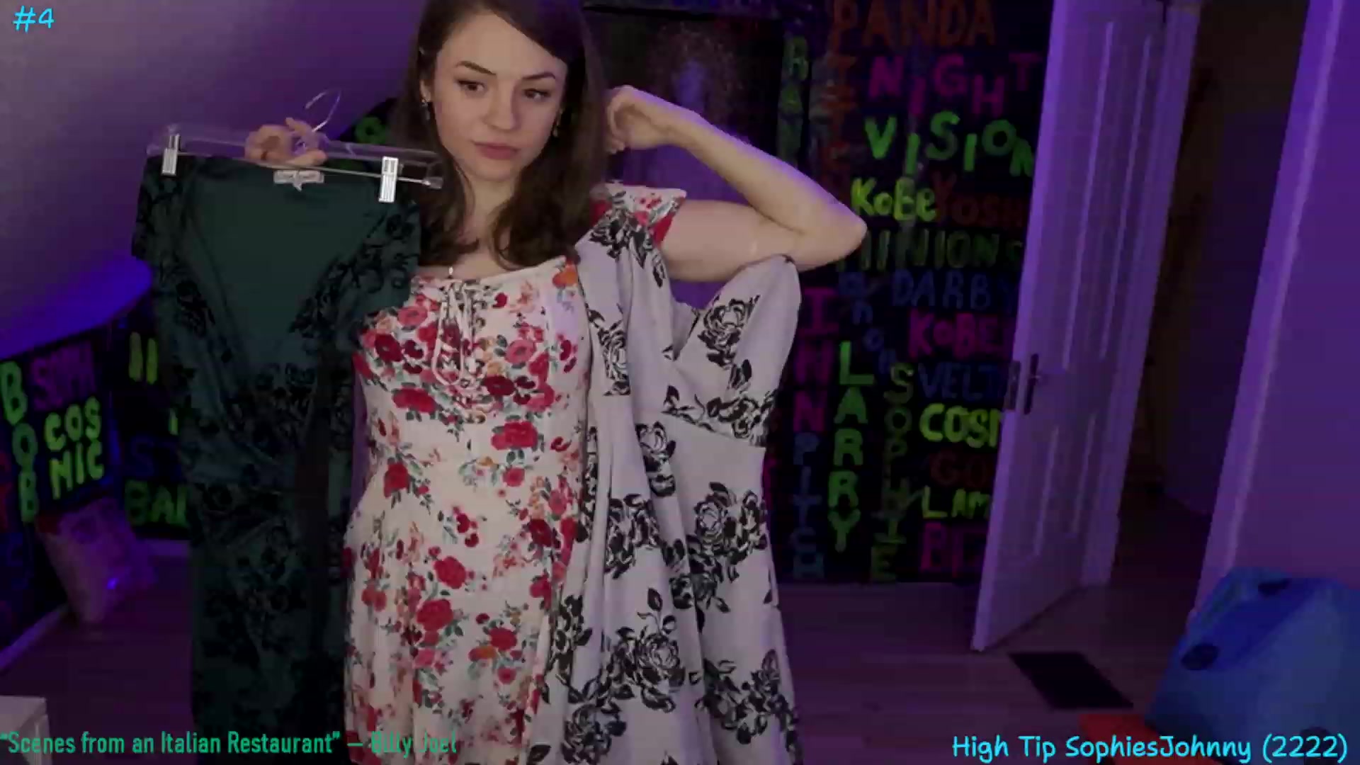 Gallery image thumbnail from XXX_Sophie's myfreecams stream on, 08/01/2023, 05:25 image 17 of 20